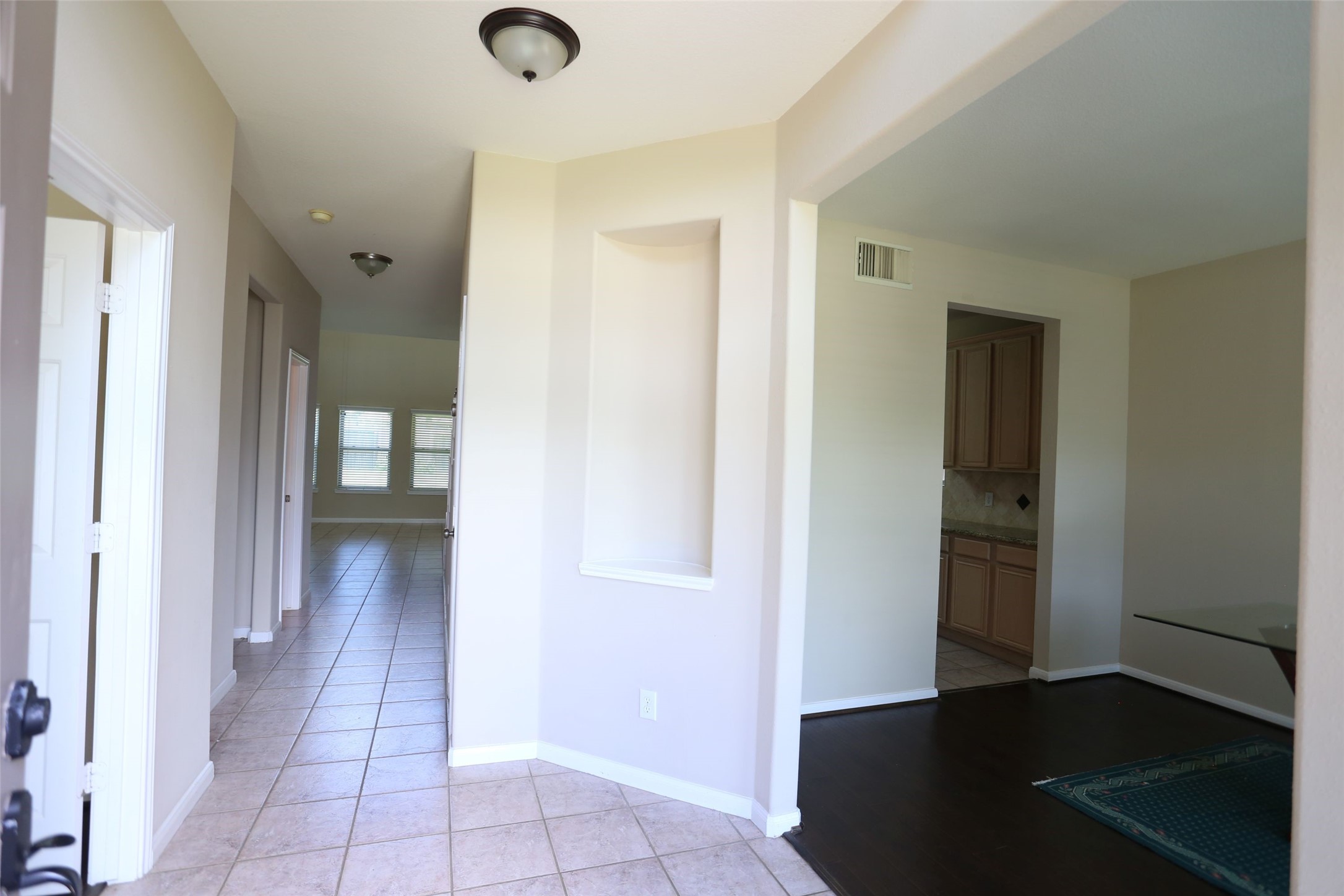 3327 Summerwood Lane Property Photo 2