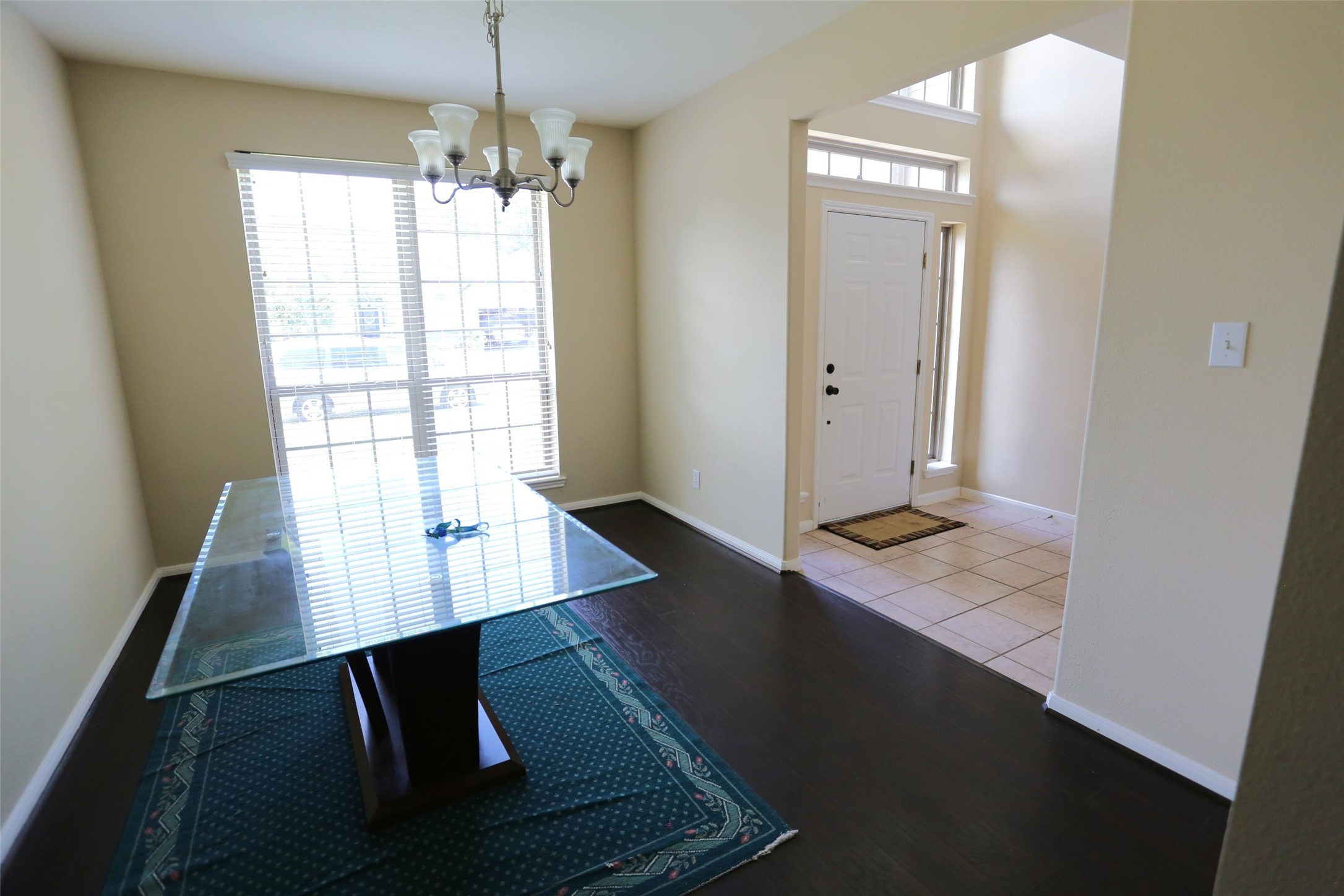 3327 Summerwood Lane Property Photo 5