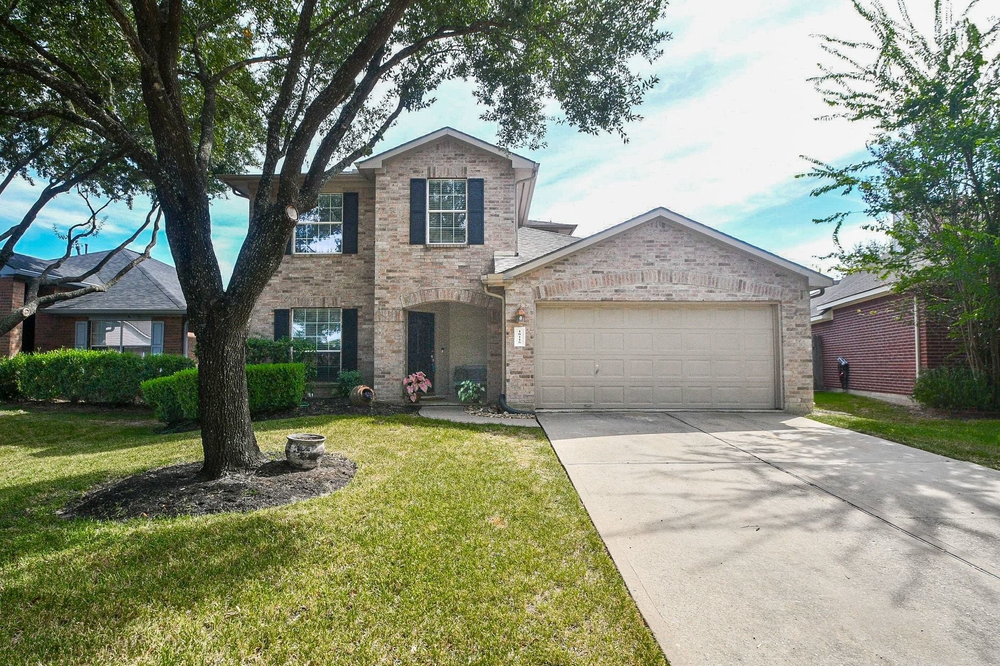 18115 Calcaterra Court Property Photo 1