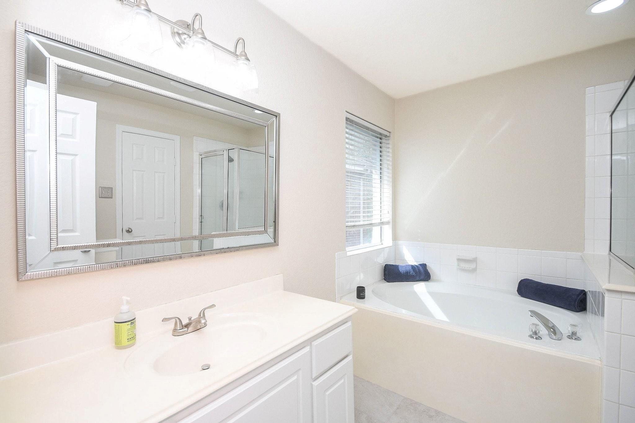 18115 Calcaterra Court, Cypress Tx 77429 Property Photo 11