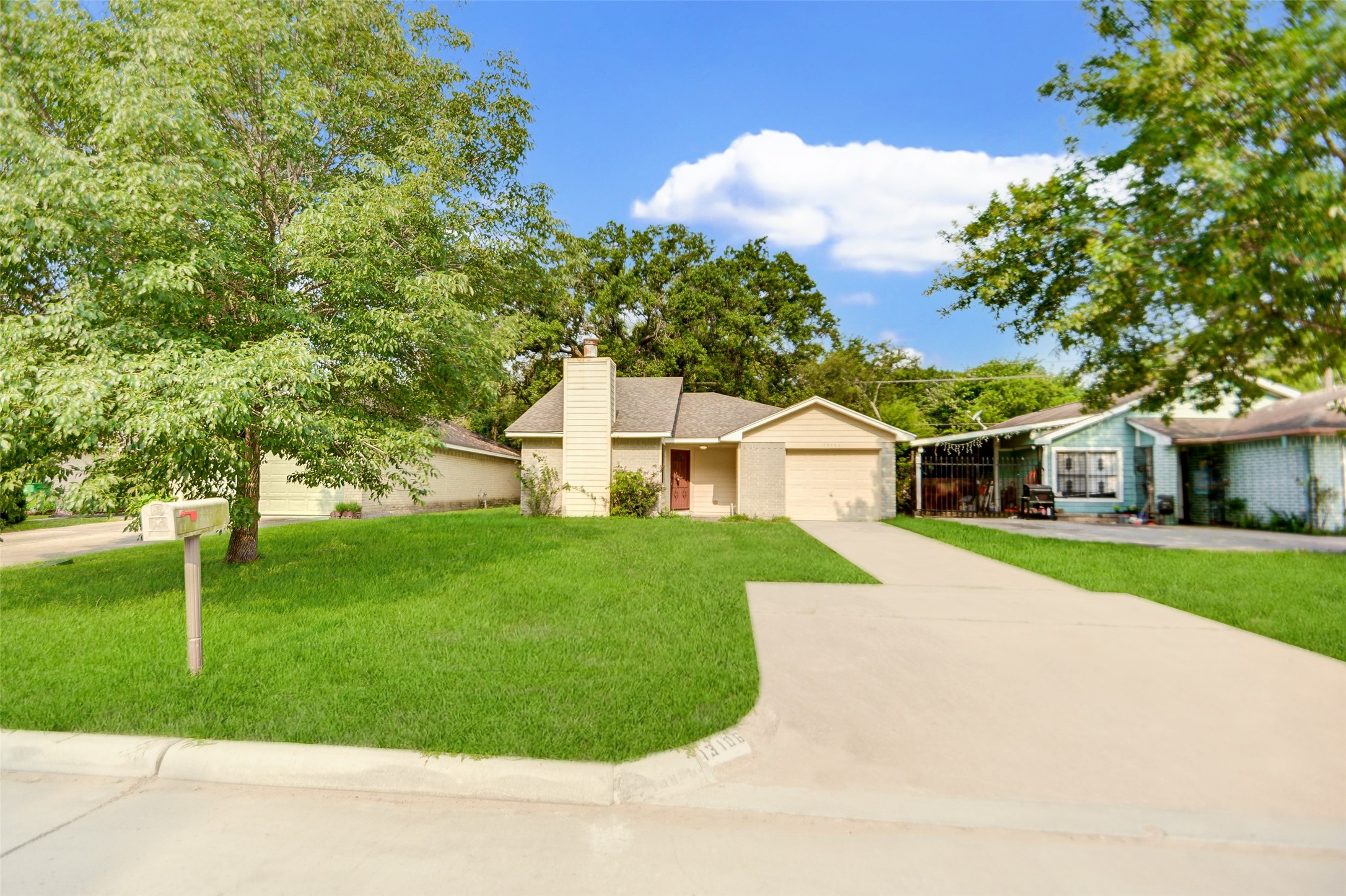 13106 Townwood Drive Property Photo 1