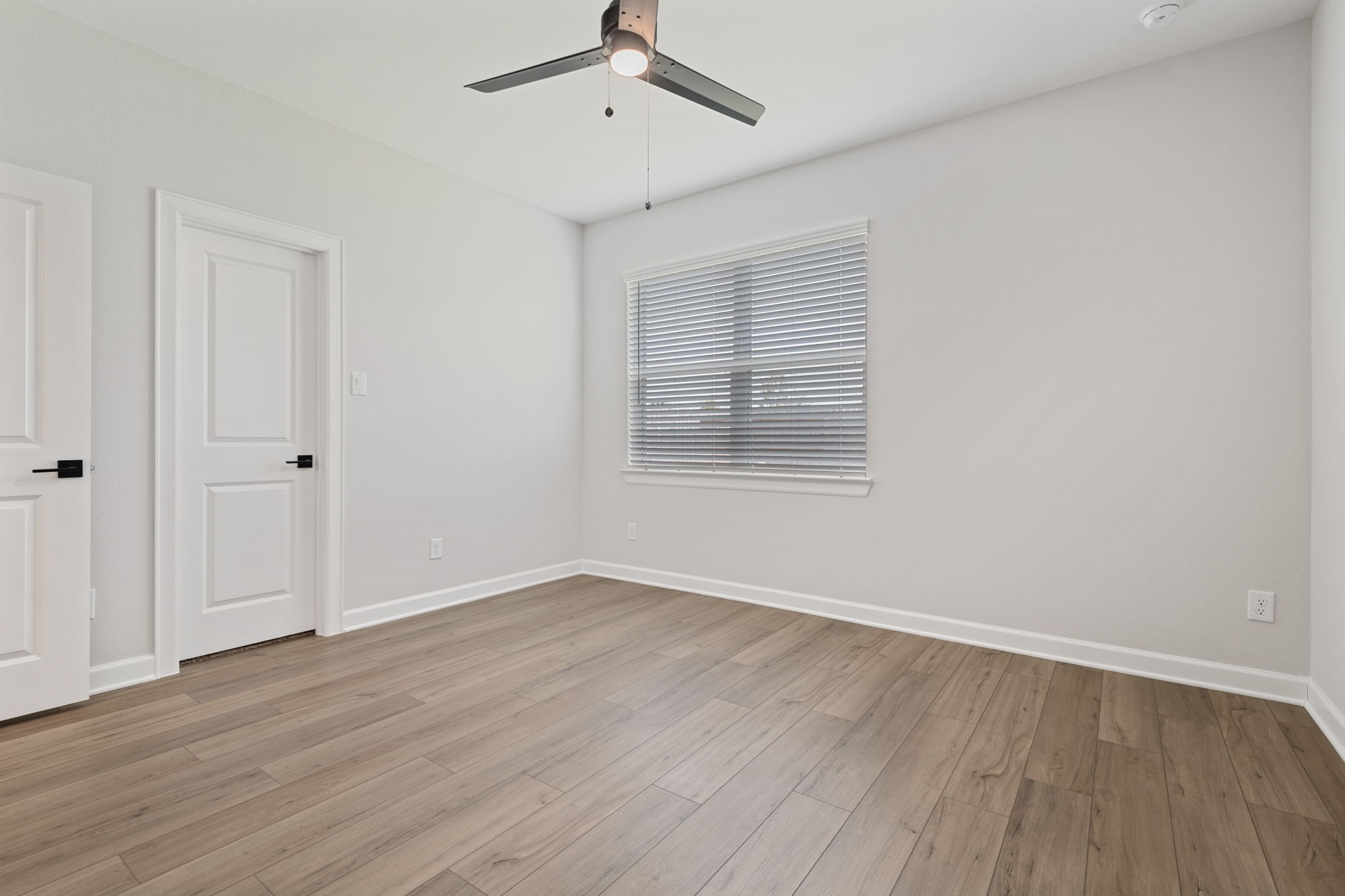 1131 Campside Drive Property Photo 11