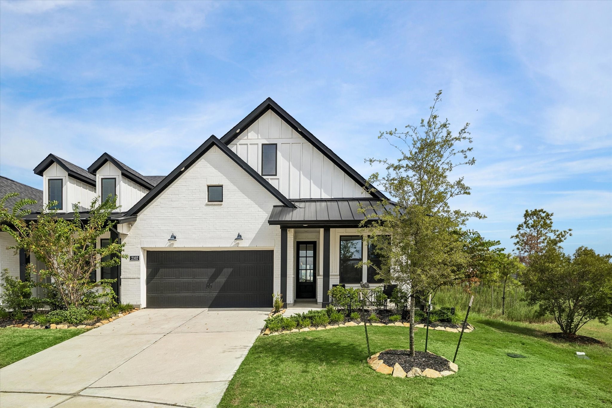 2102 Grapewood Lane Property Photo 1
