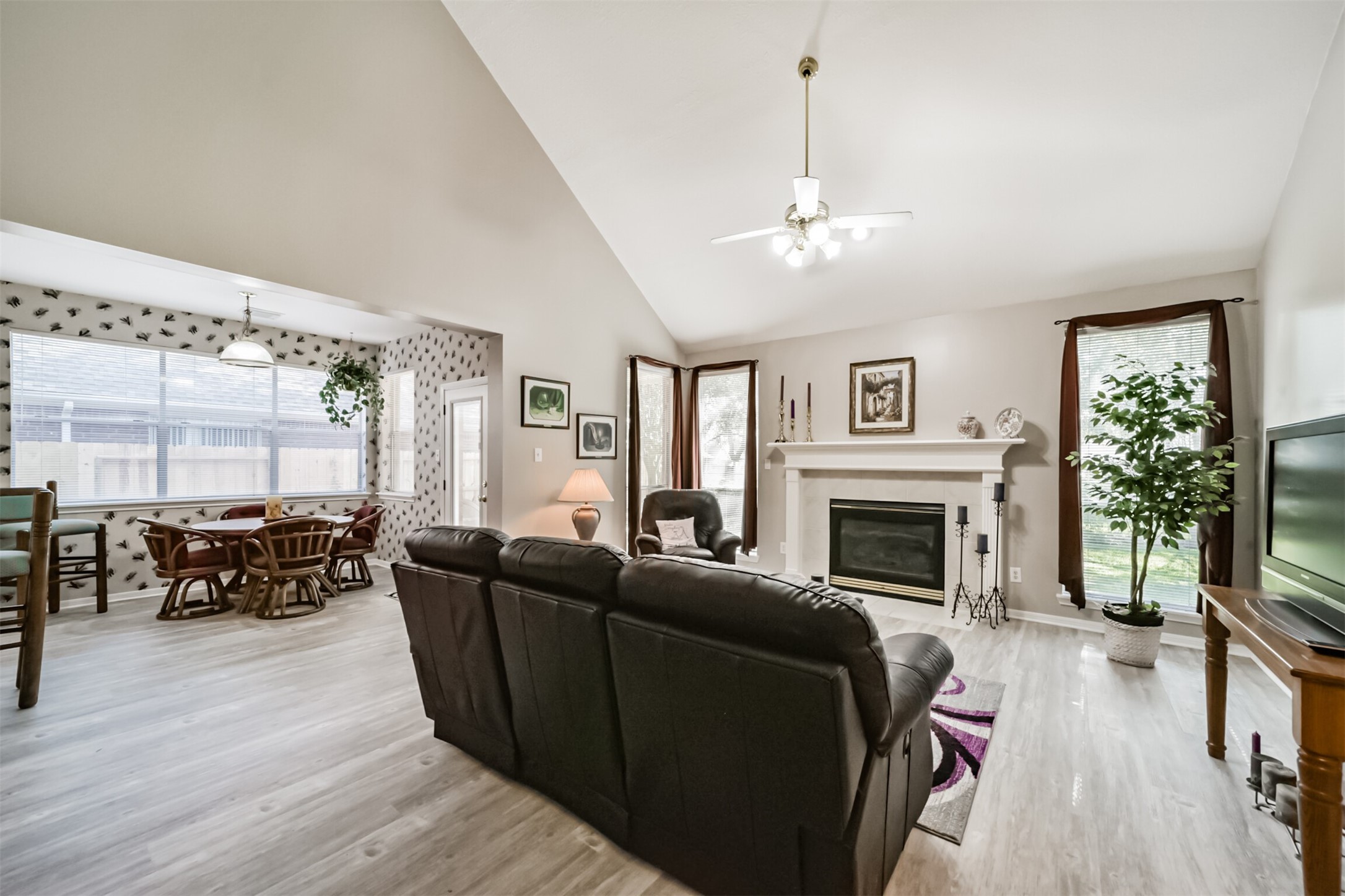 15431 Truslow Point Lane Property Photo 4