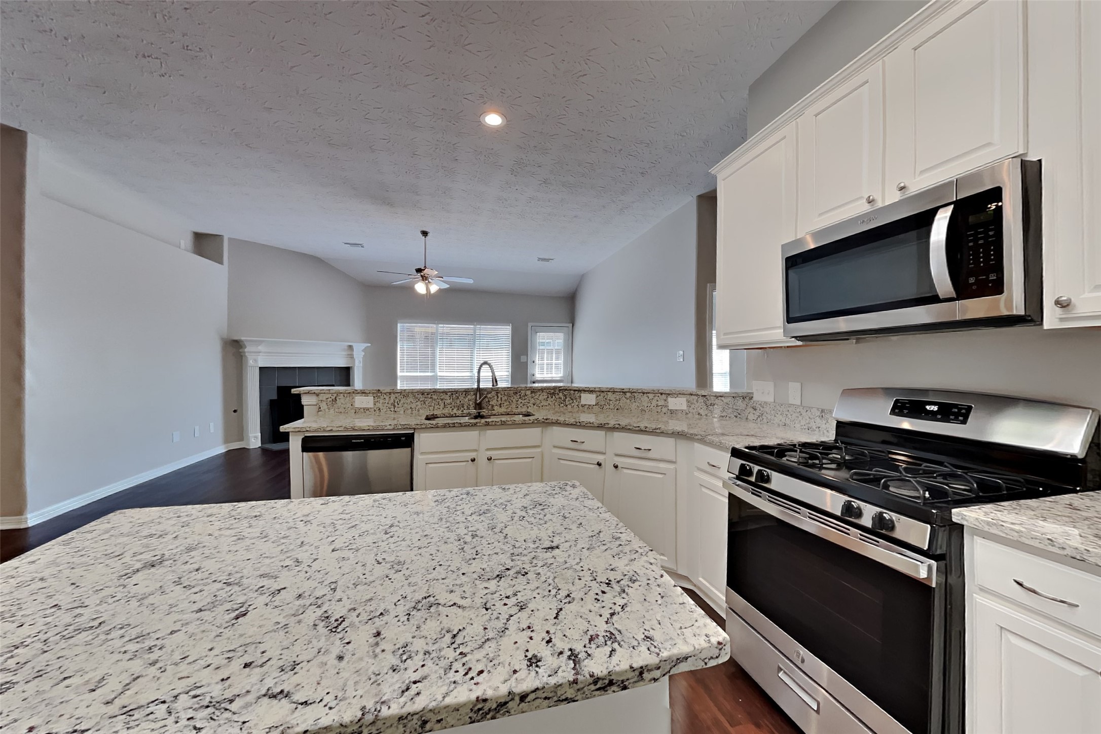 18414 Polo Meadow Drive Property Photo 5