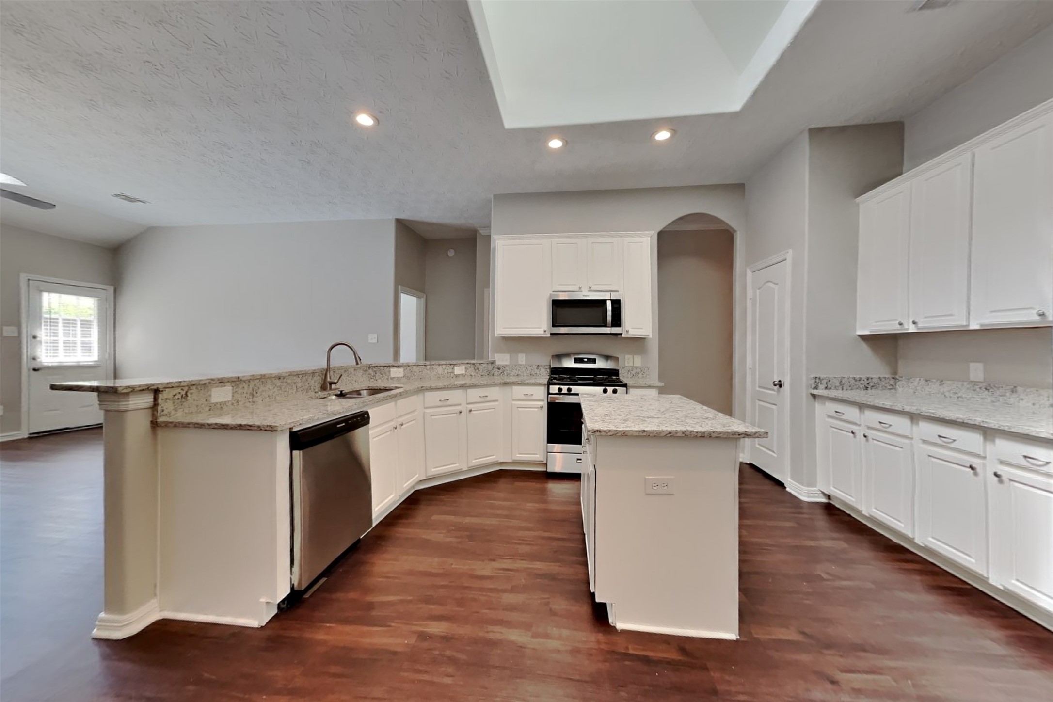 18414 Polo Meadow Drive Property Photo 6