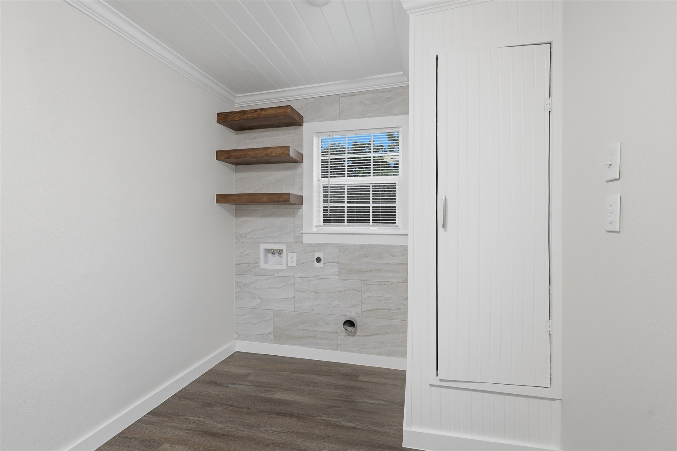1509 Walton Street Property Photo 8