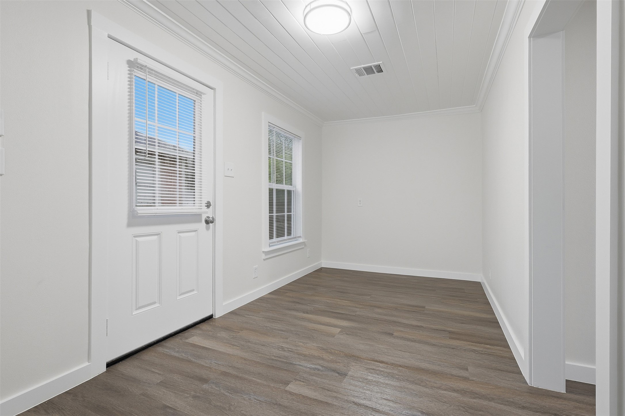 1509 Walton Street Property Photo 10