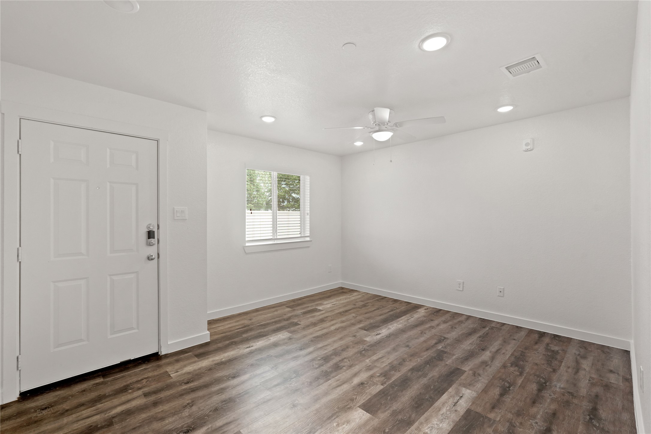 12603 Telge Road 7l Property Photo 3