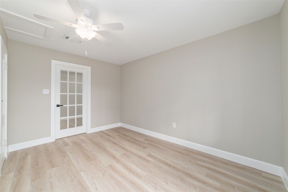 1416 E Avenue B Property Photo 14