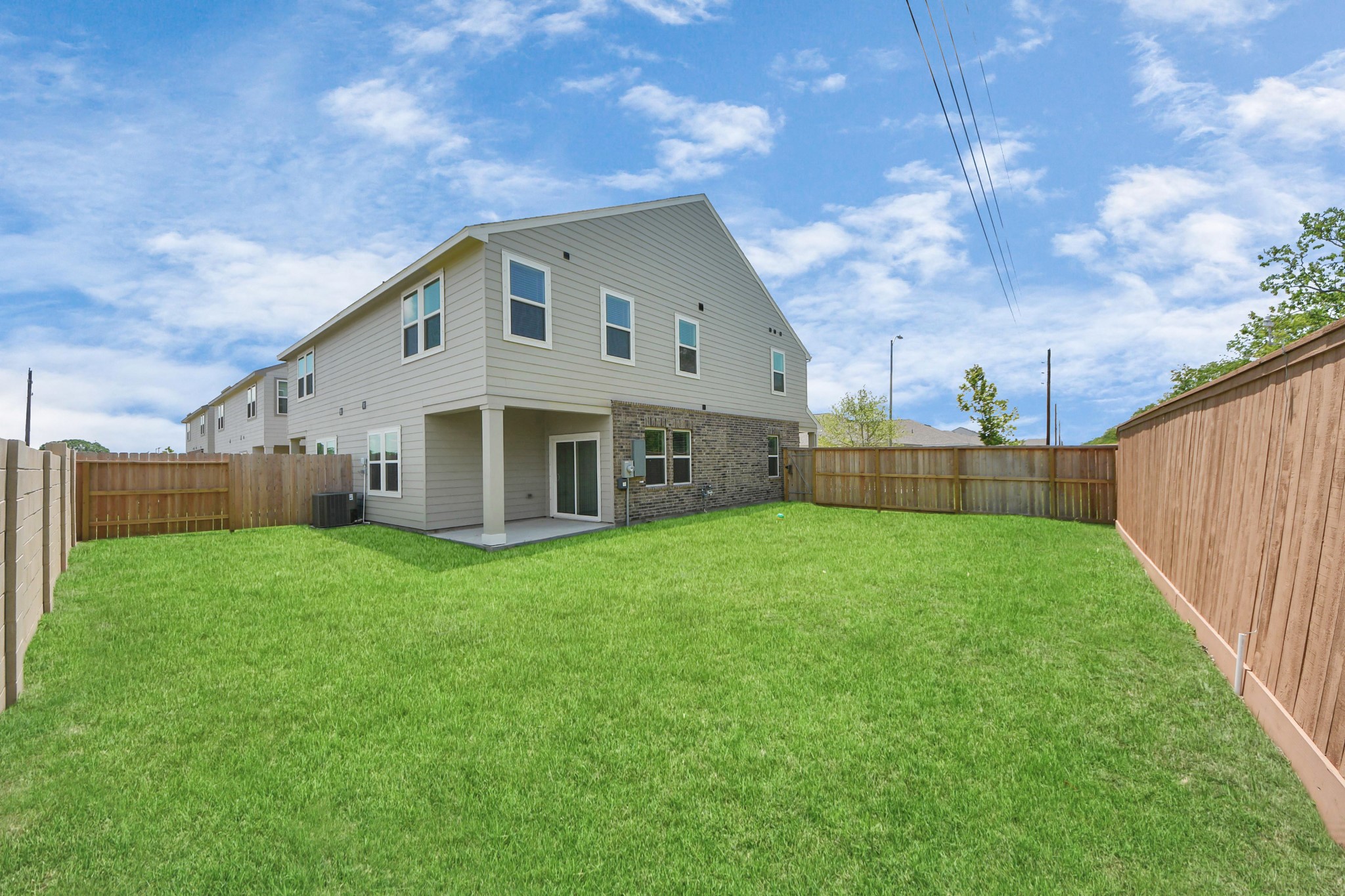 10303 Rose Mar Drive B Property Photo 3