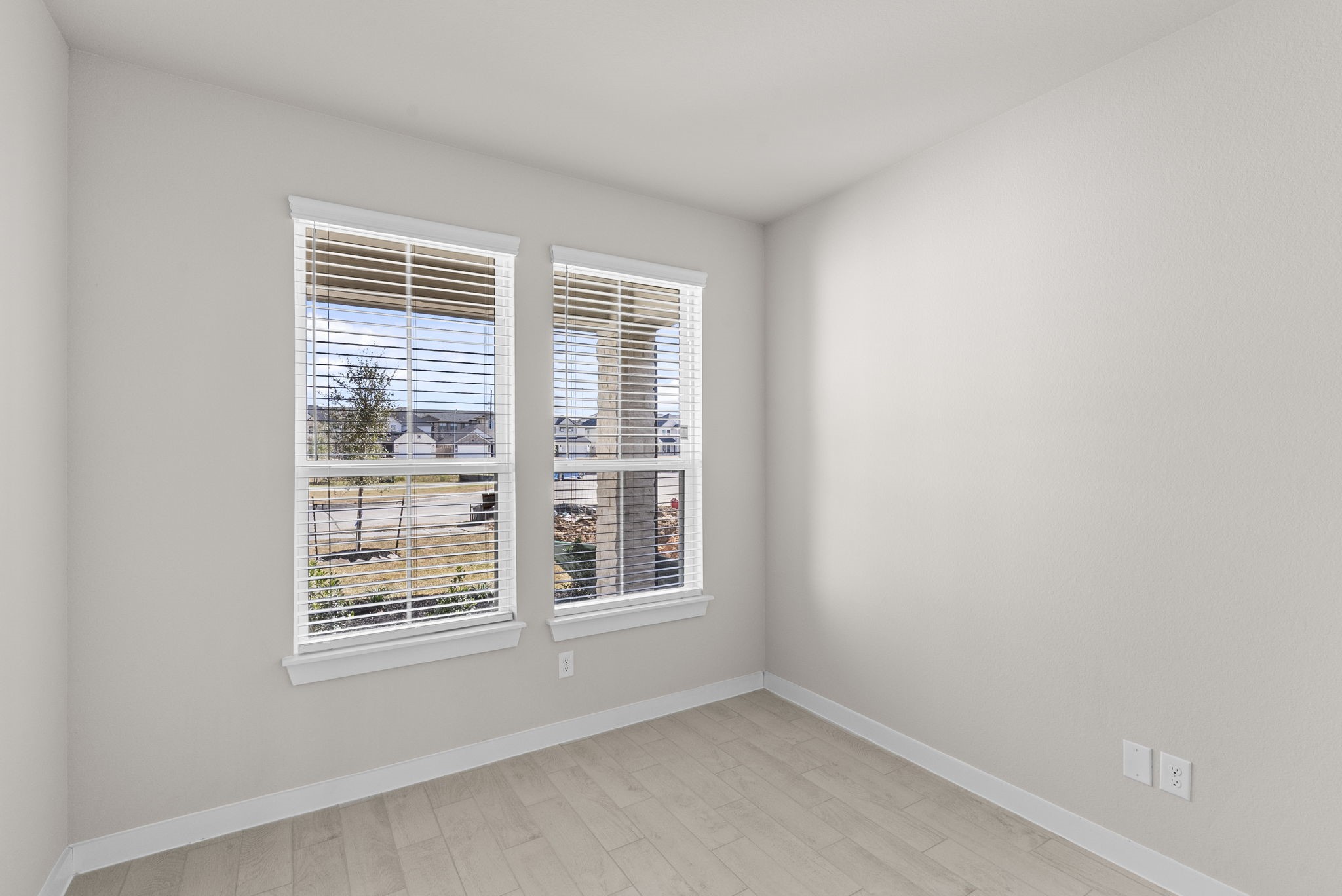 23210 Firewheel Pine Lane Property Photo 6