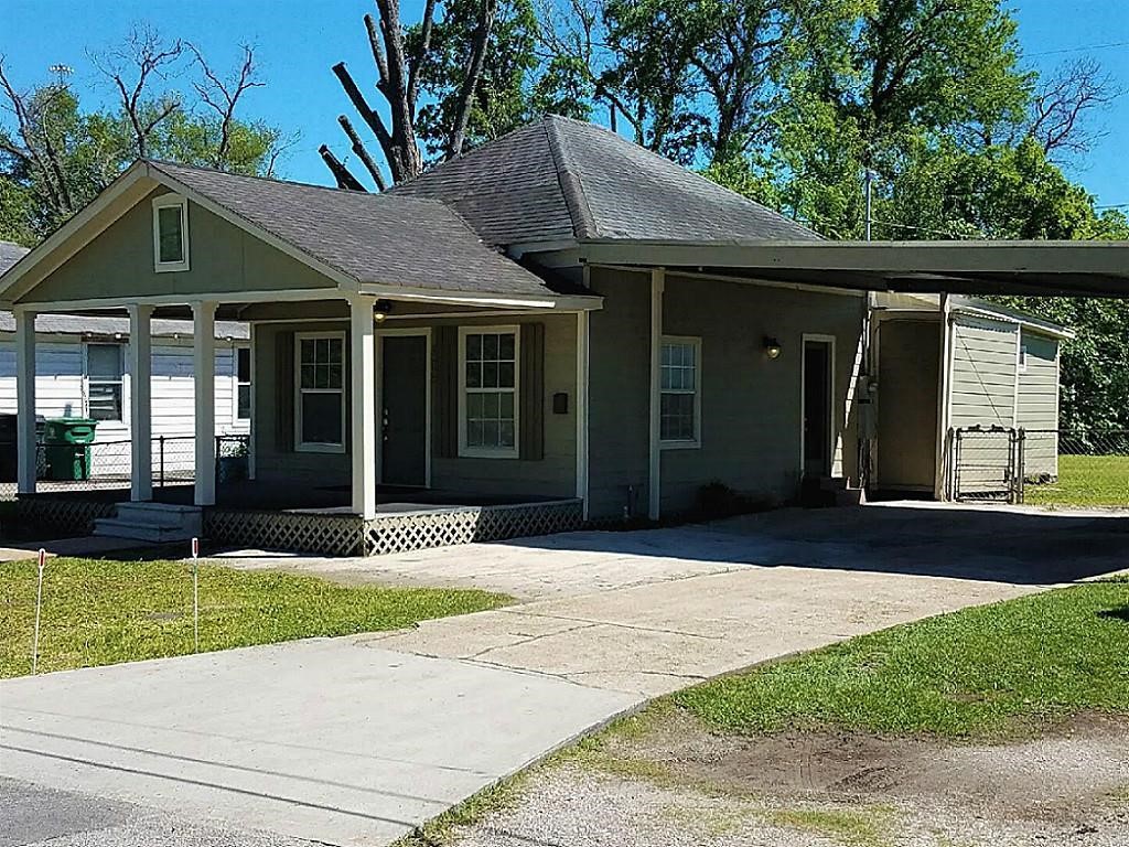 306 E 32nd Street Property Photo 10