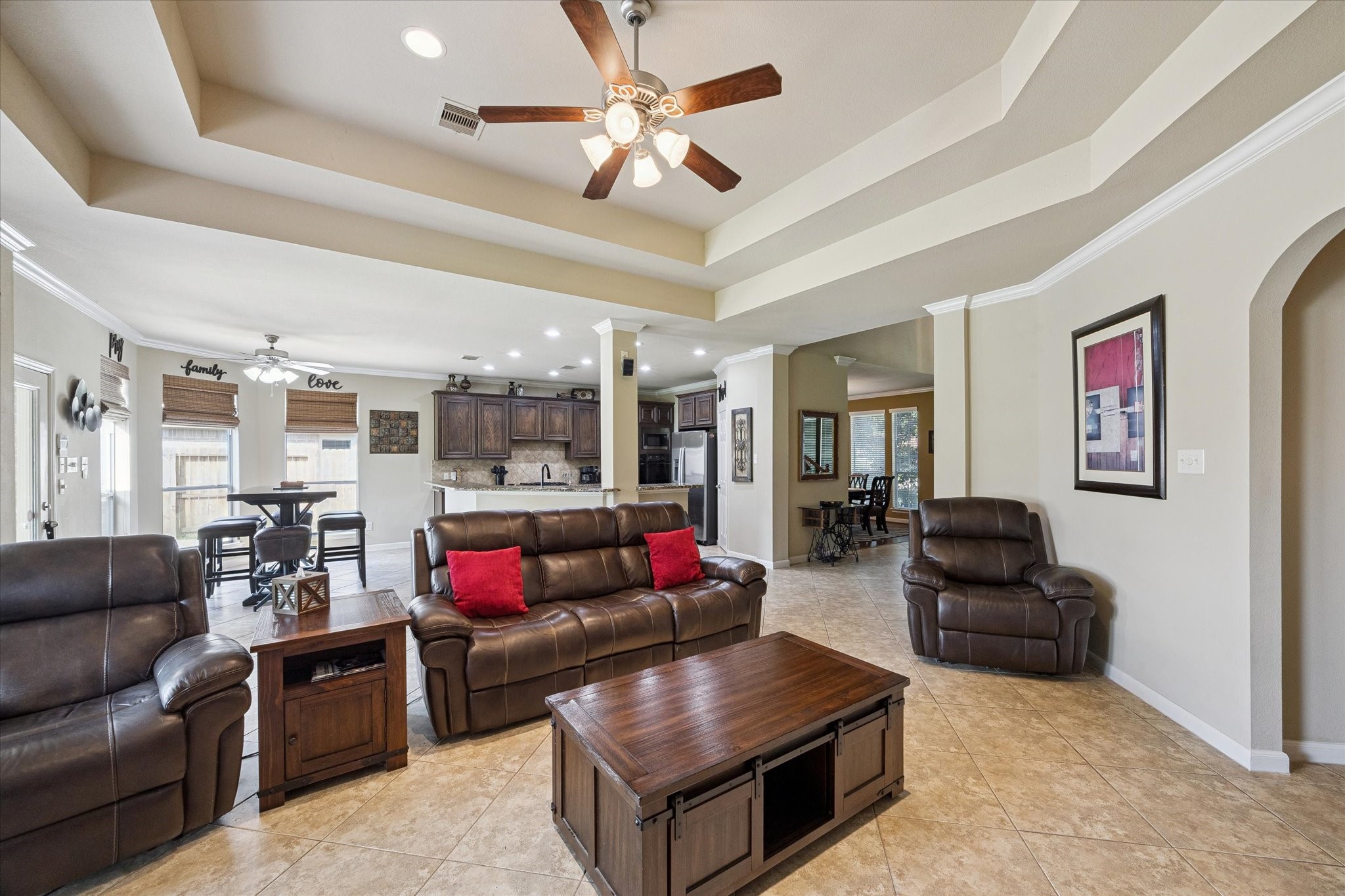 2906 Summer Cape Court Property Photo 13