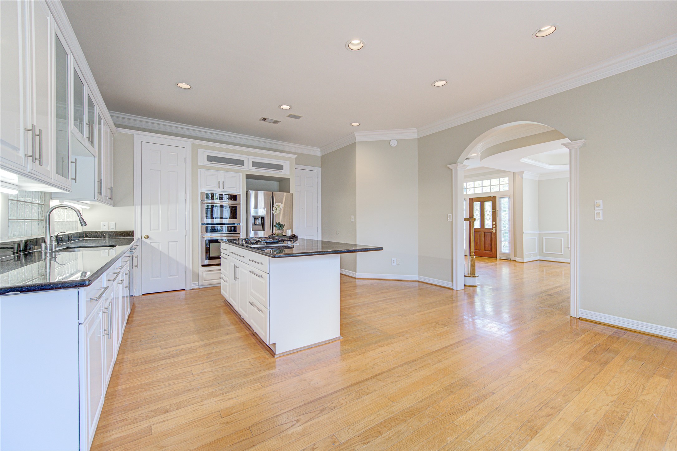 2124 Nantucket Drive A Property Photo 13