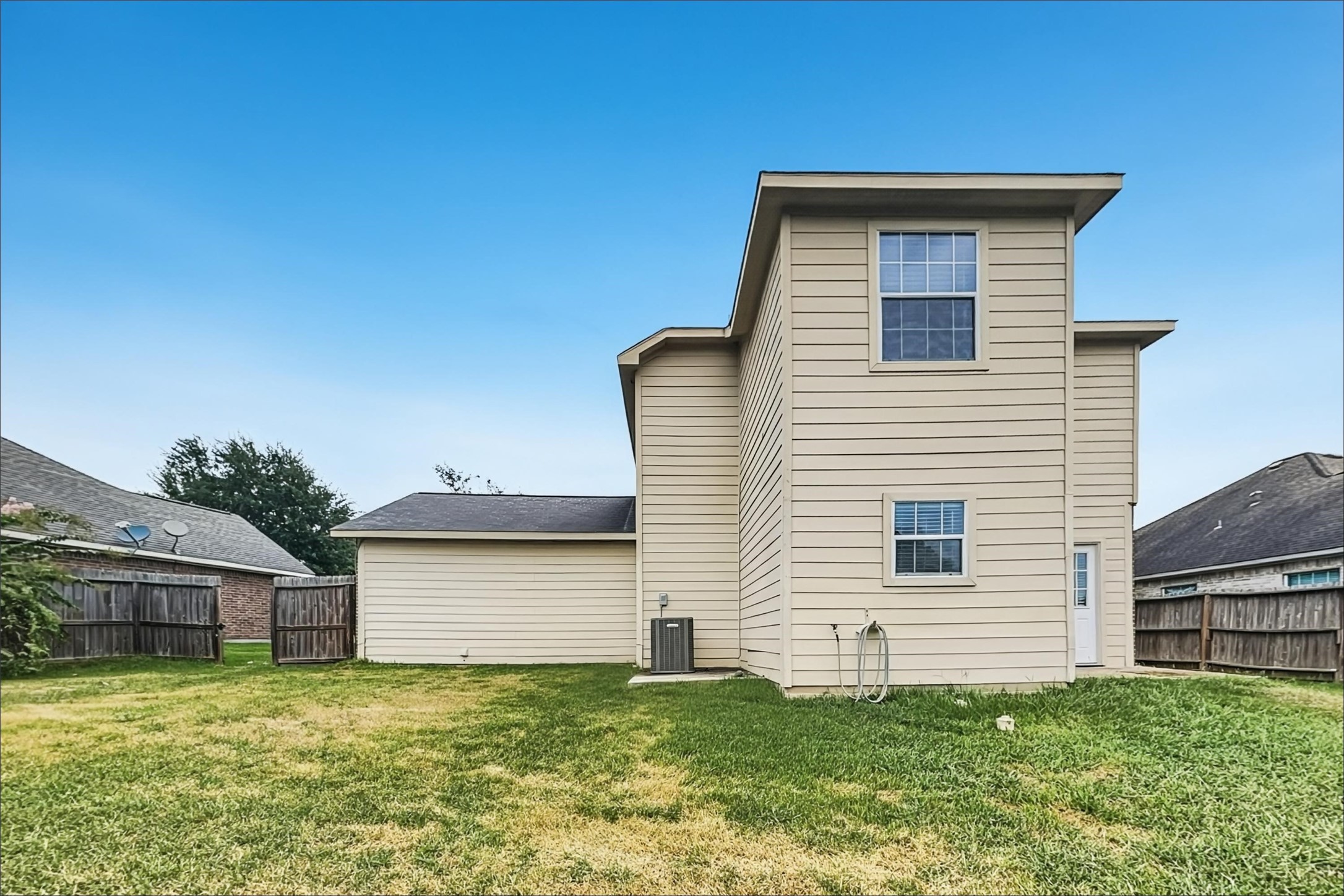 13470 Miller Lane Property Photo 15