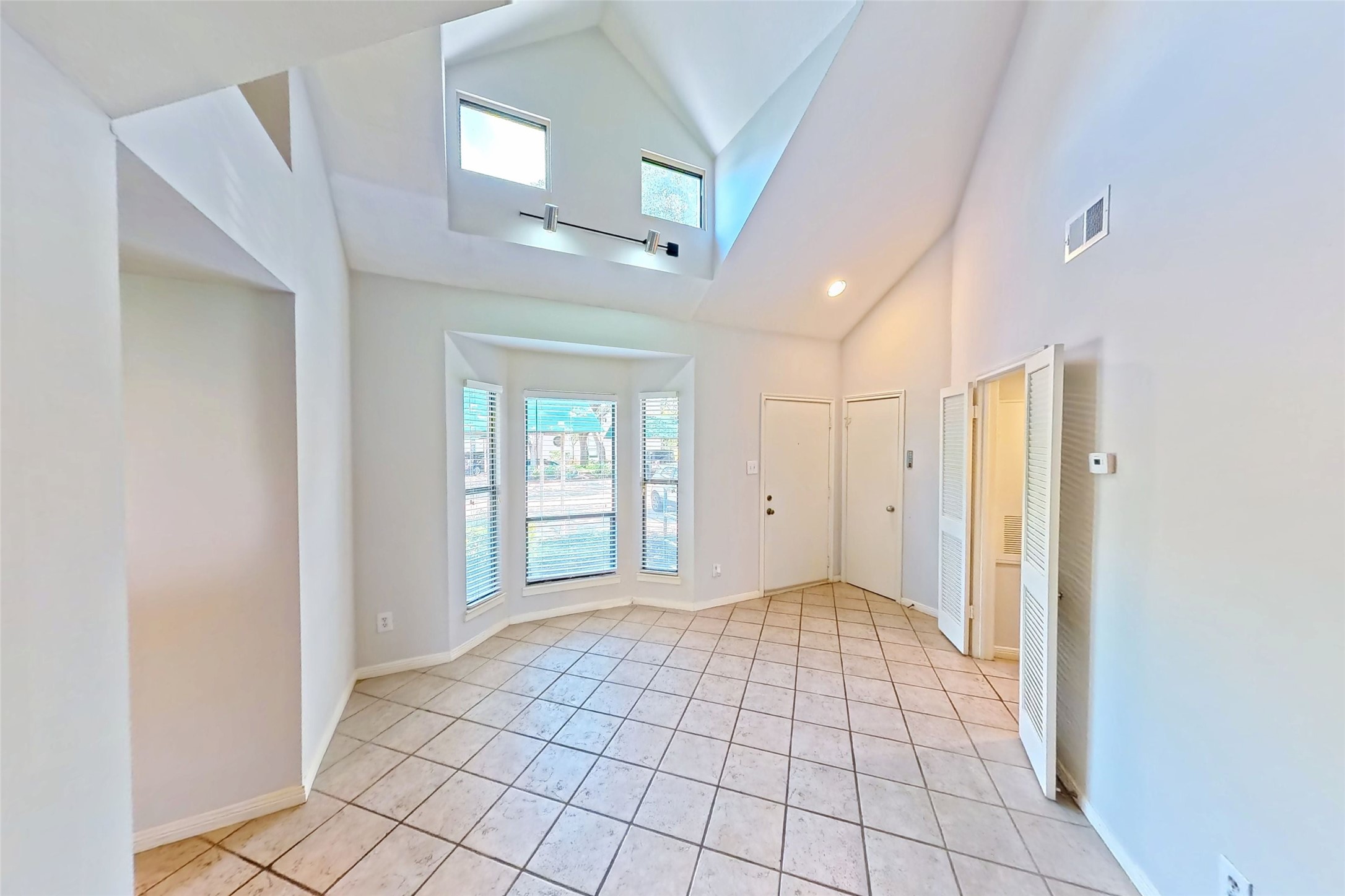 4144 Greystone Way 702 Property Photo 1