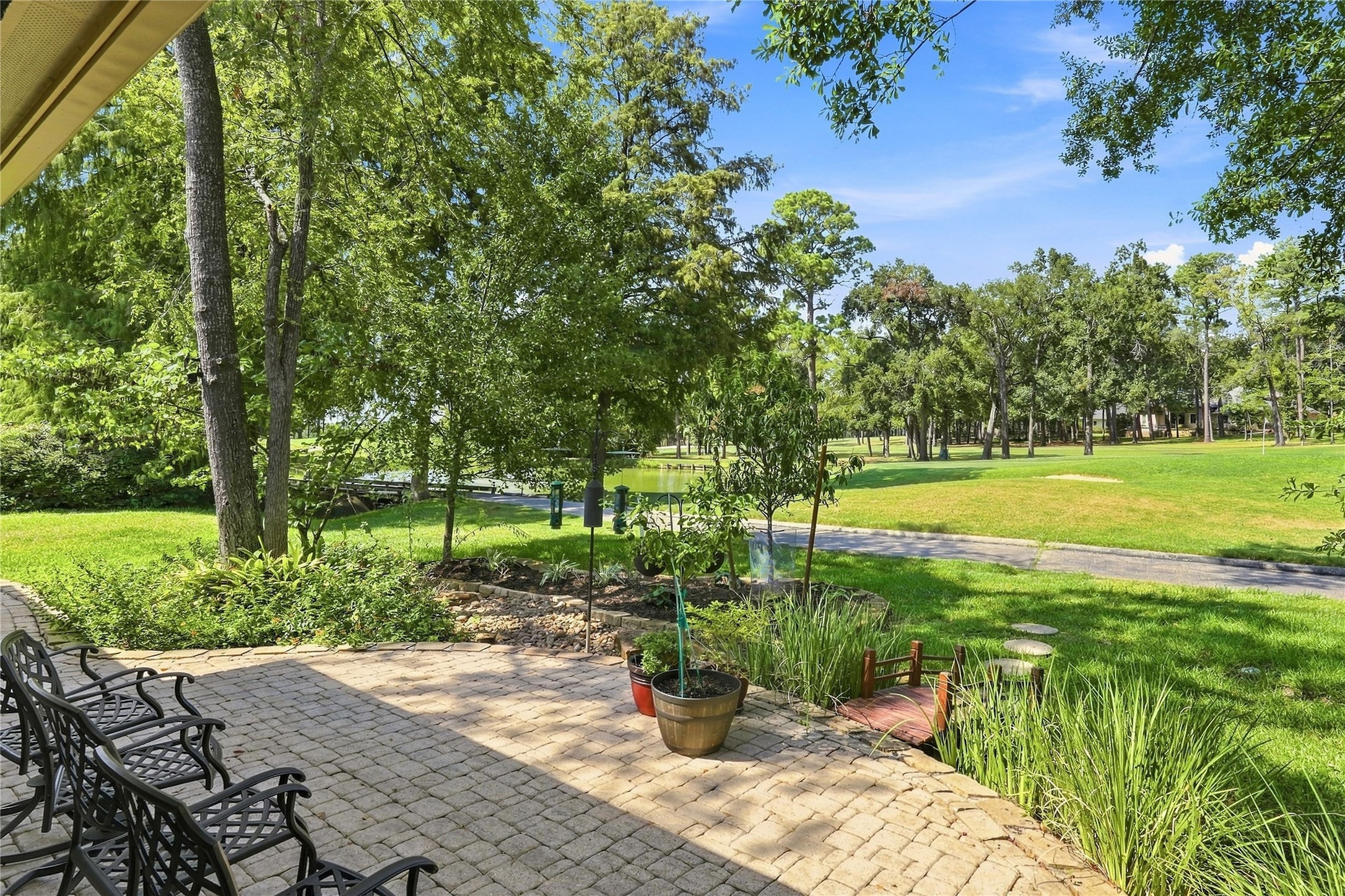 156 April Waters Drive W Property Photo 33