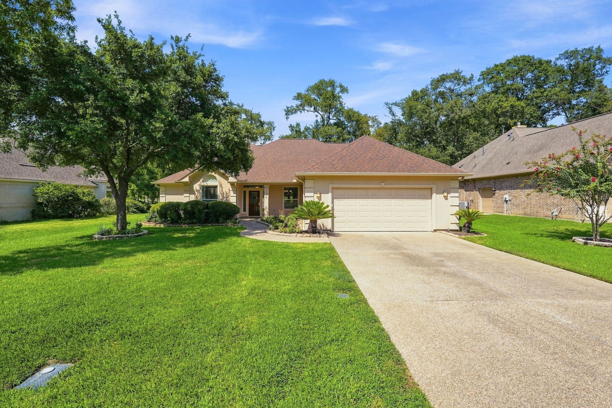 156 April Waters Drive W Property Photo 38