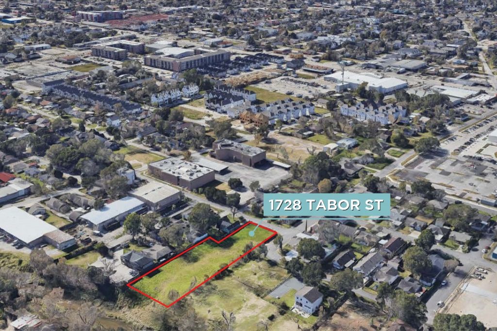 1728 Tabor Street Property Photo 7