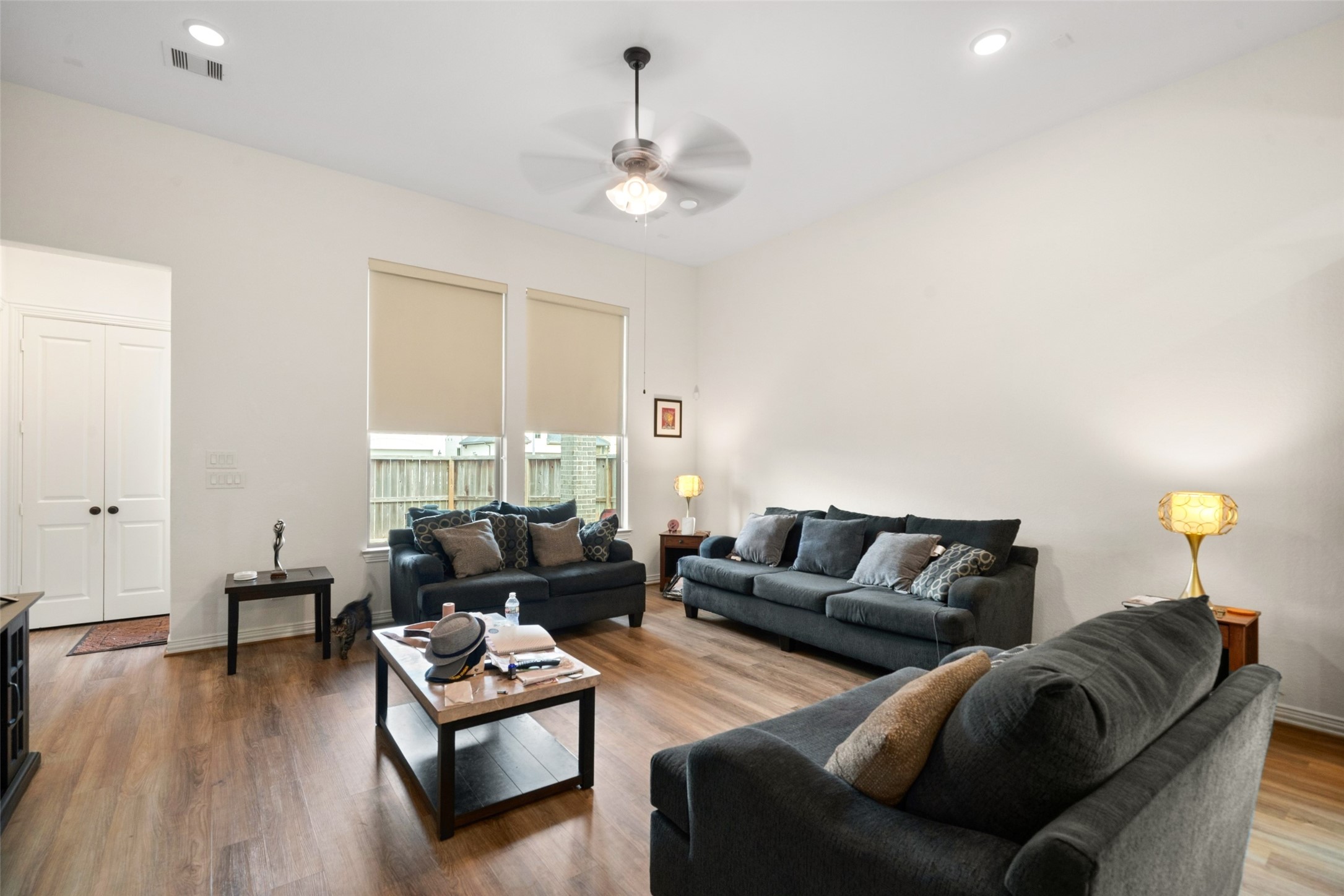 20802 Mirror Point Drive Property Photo 5