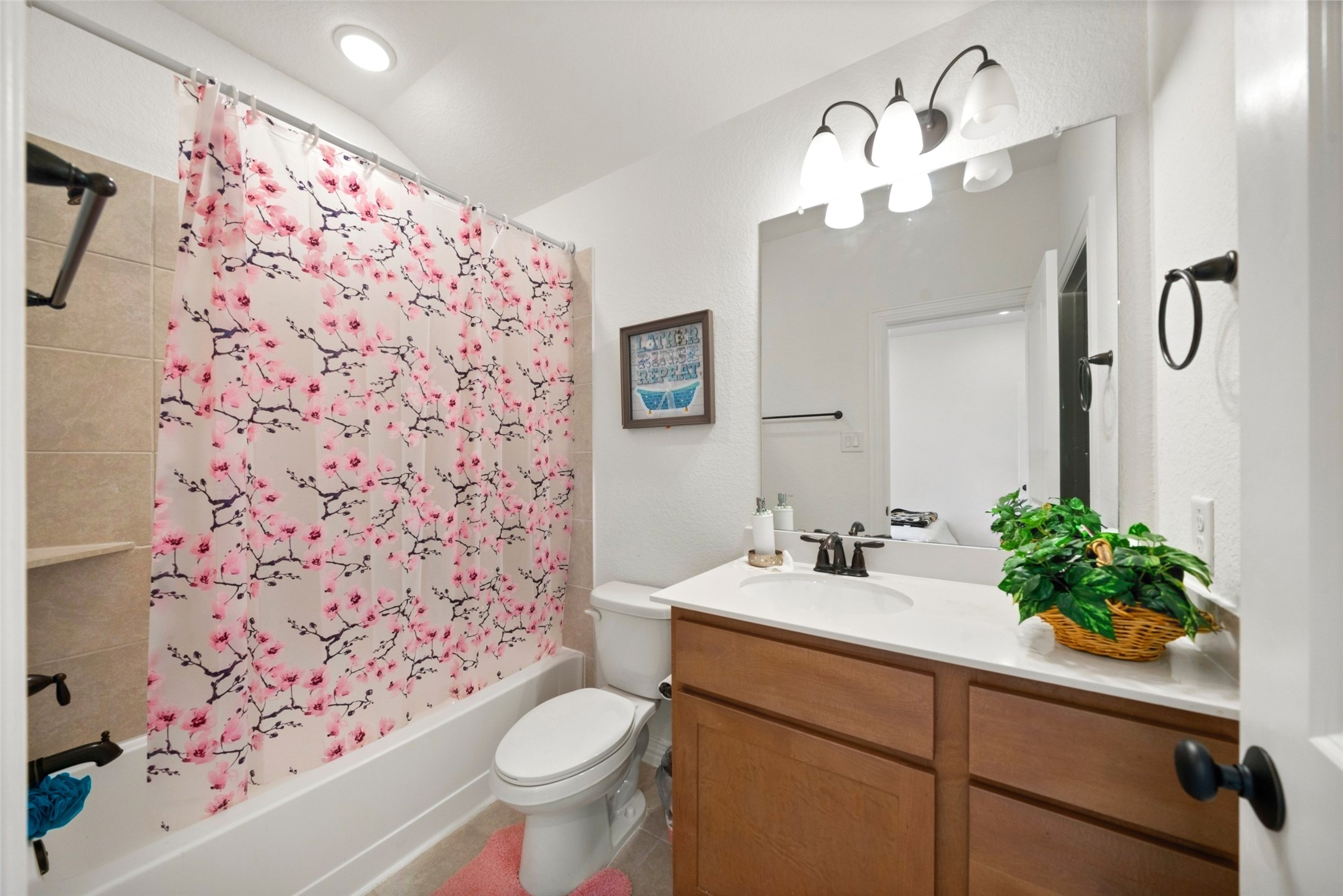 20802 Mirror Point Drive Property Photo 14