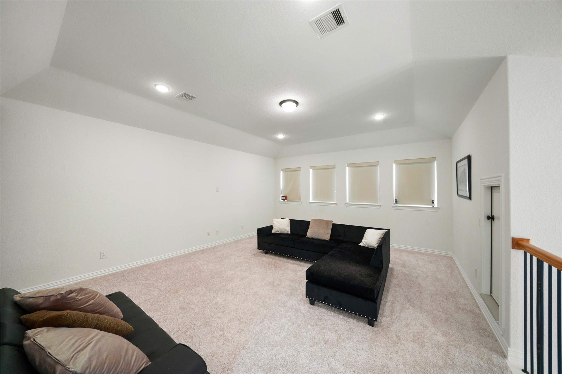 20802 Mirror Point Drive Property Photo 19