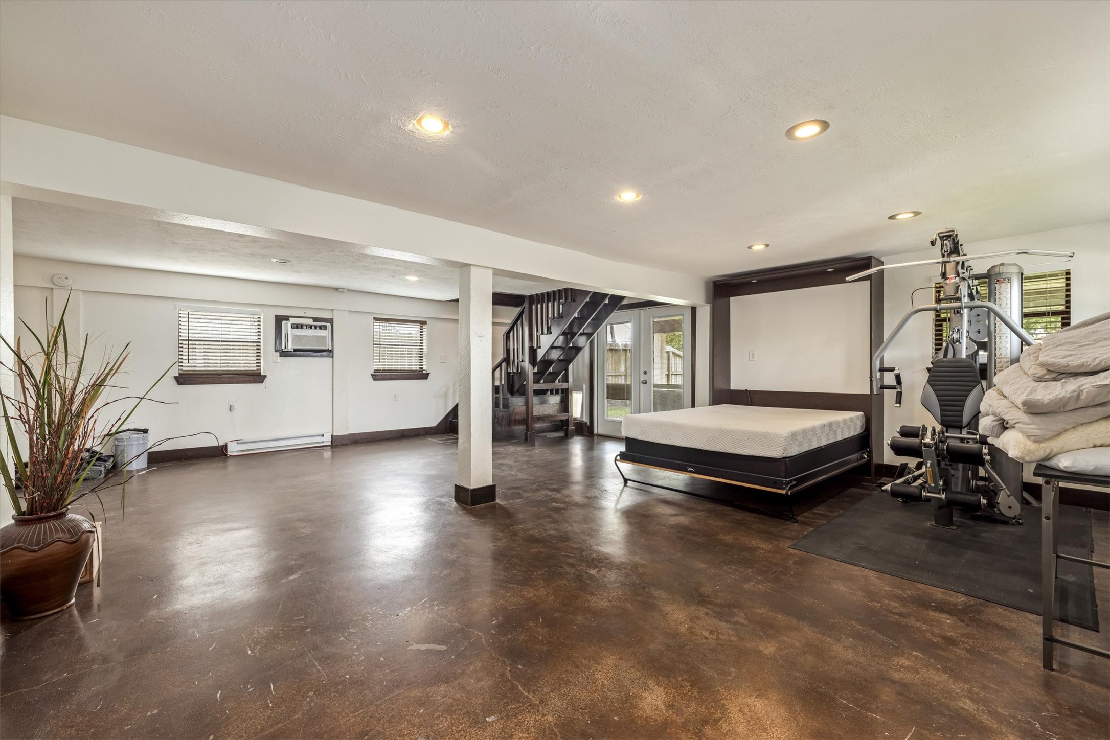 8902 Teichman Road Property Photo 36