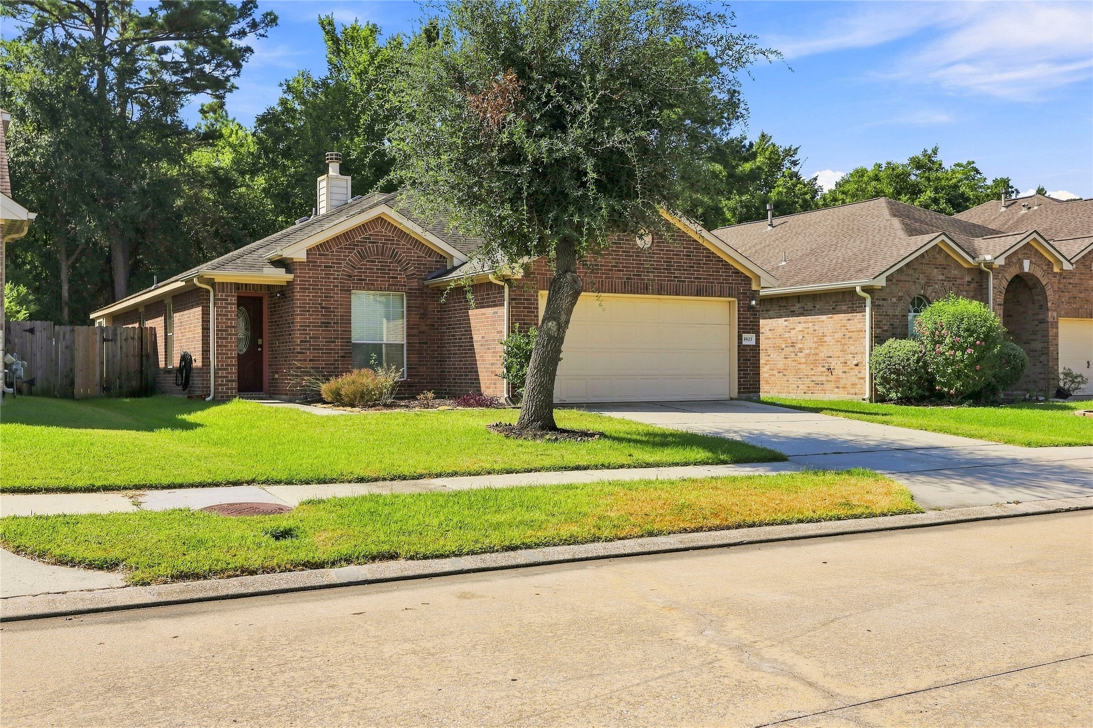 5923 Deleon Trail Drive Property Photo 1