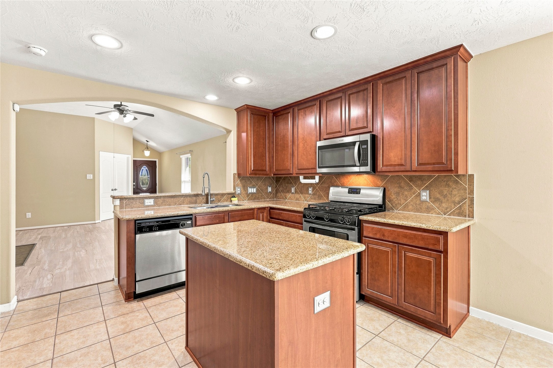 5923 Deleon Trail Drive Property Photo 11
