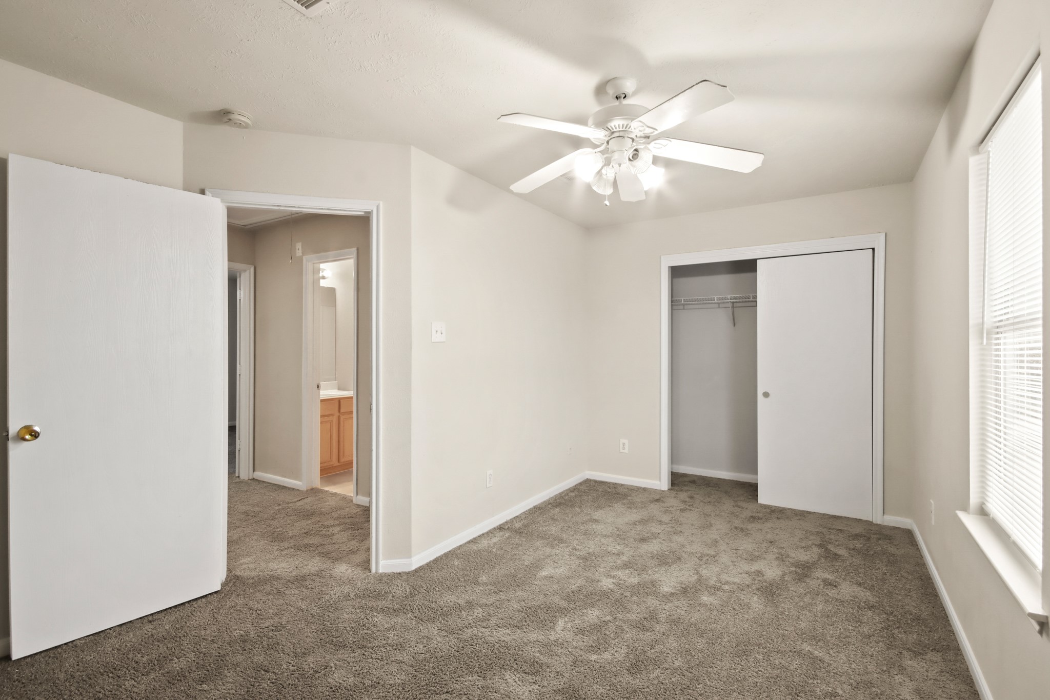 807 Sycamore Ridge Lane Property Photo 13