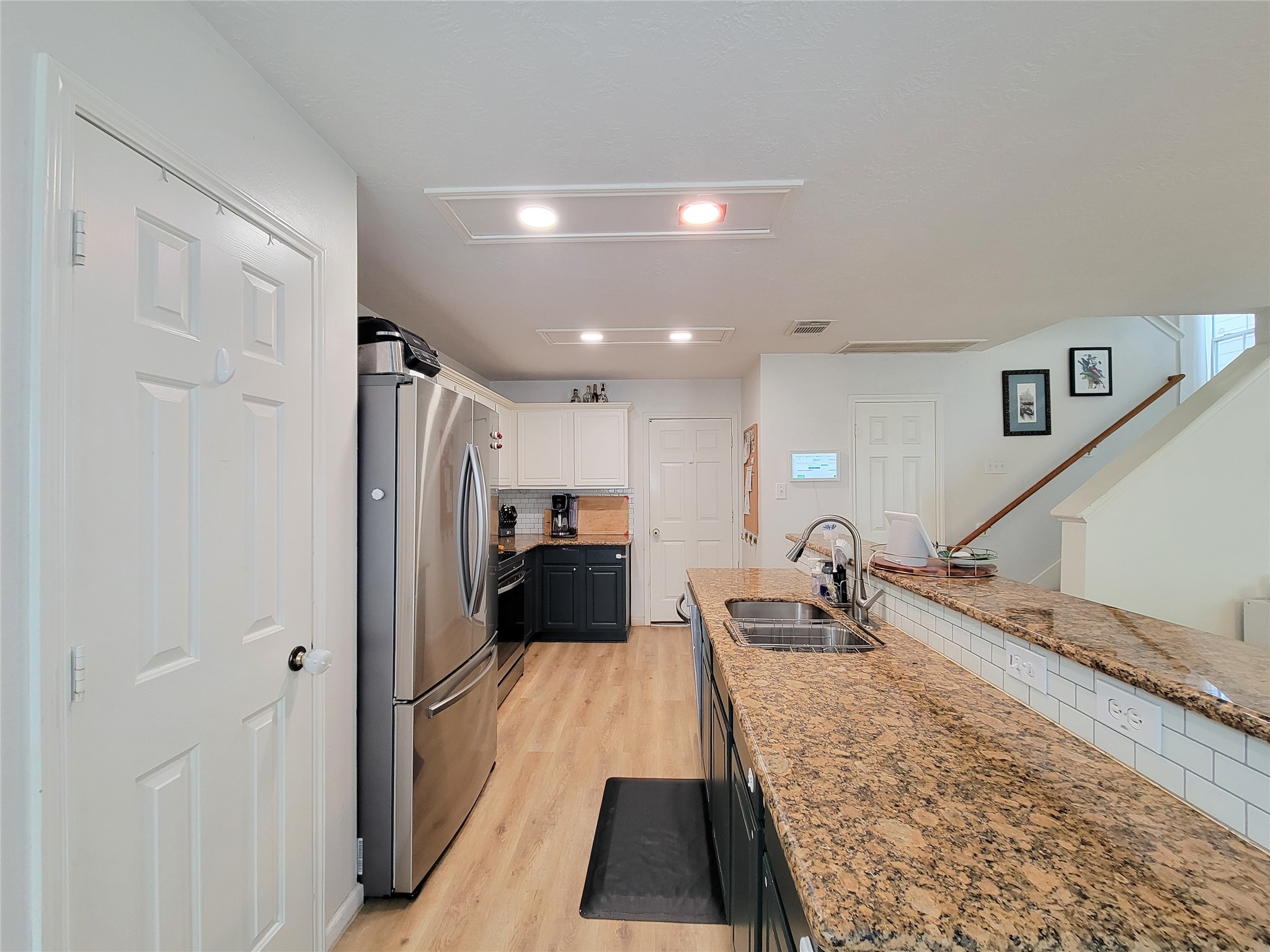 42 Wineberry Place Property Photo 6