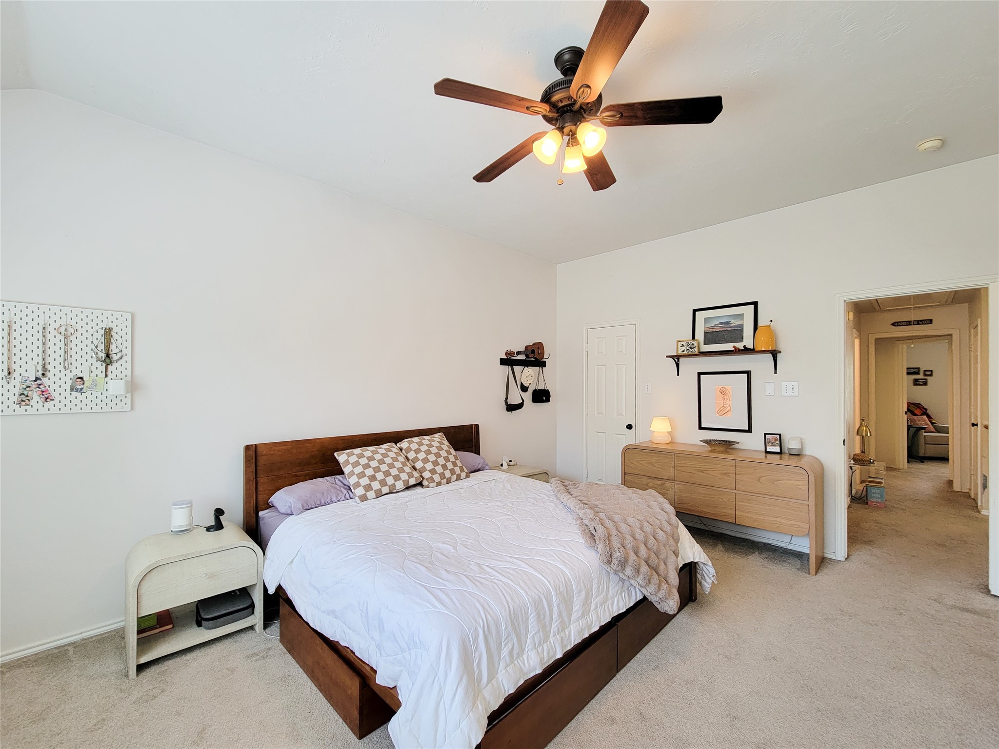 42 Wineberry Place Property Photo 14