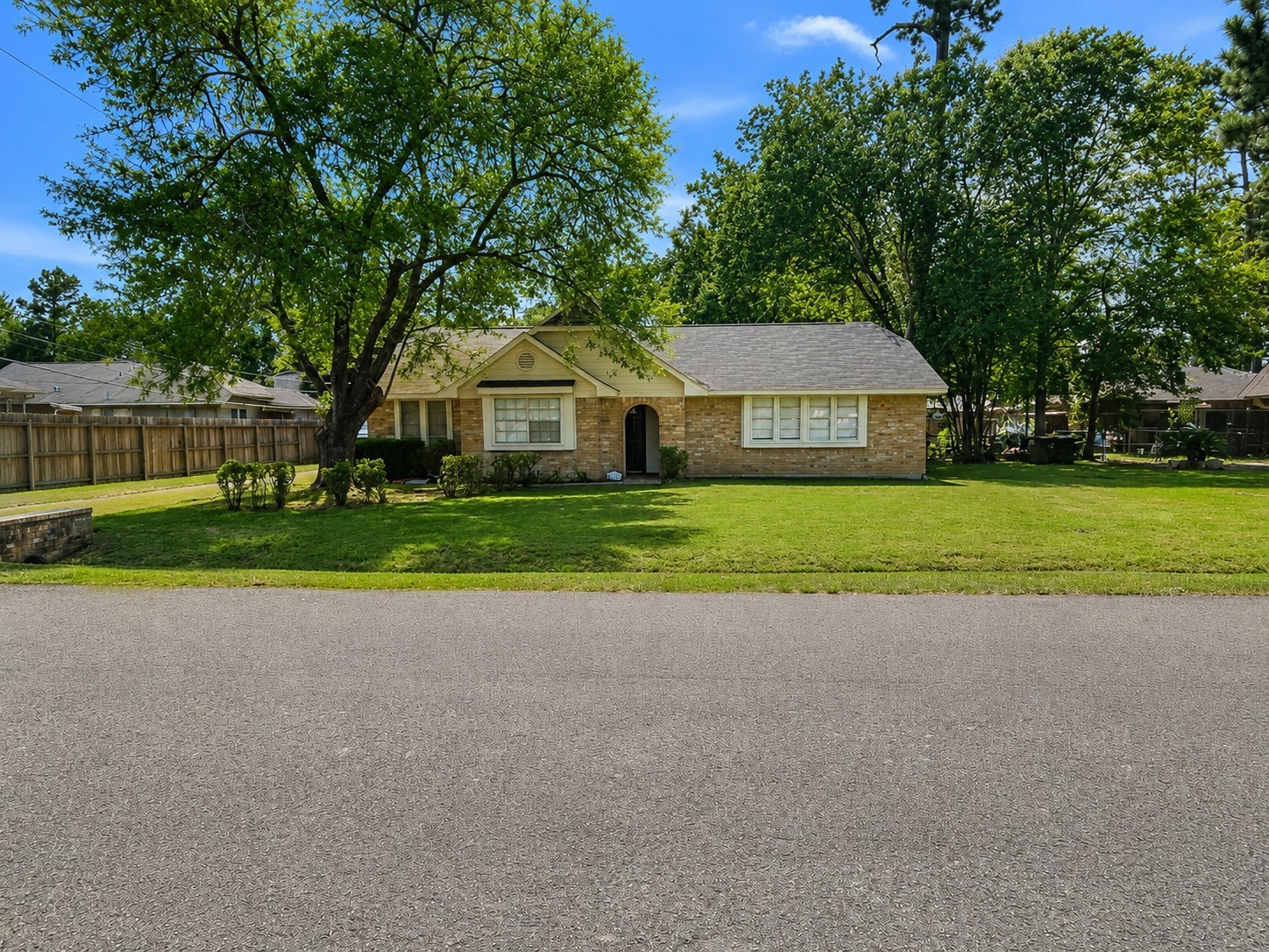 24207 Shellbrook Drive Property Photo 1