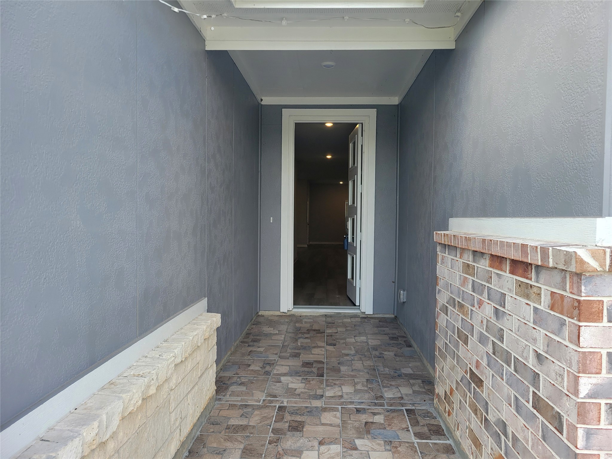 6714 Arabella Lakes Drive Property Photo 4