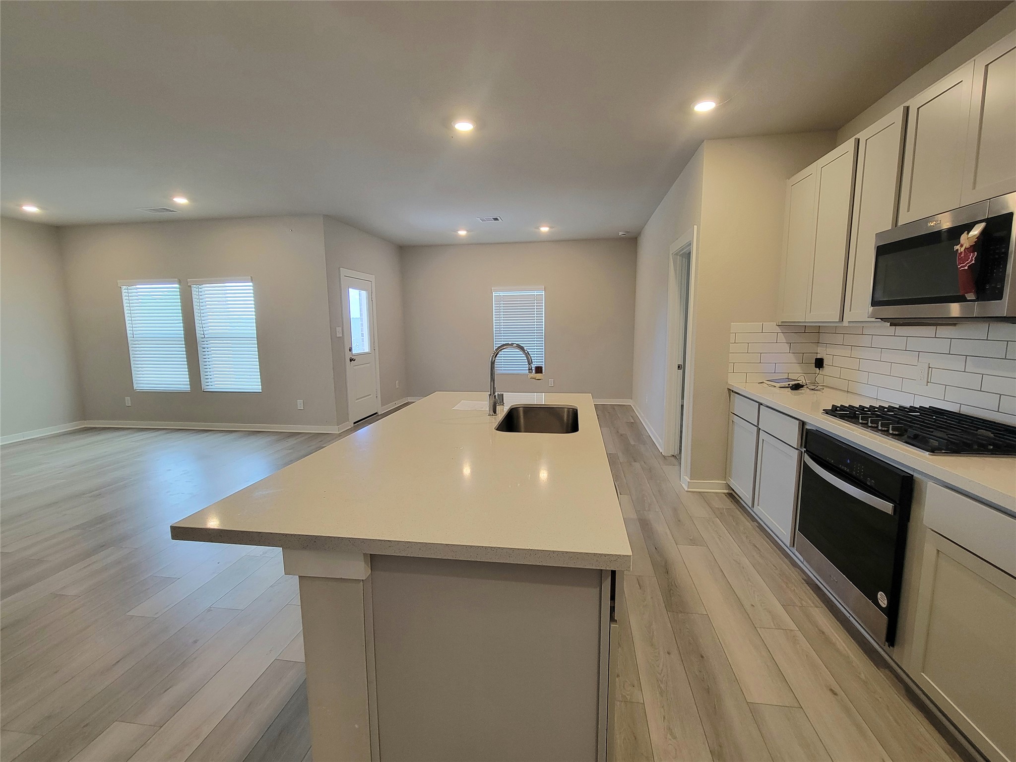 6714 Arabella Lakes Drive Property Photo 10