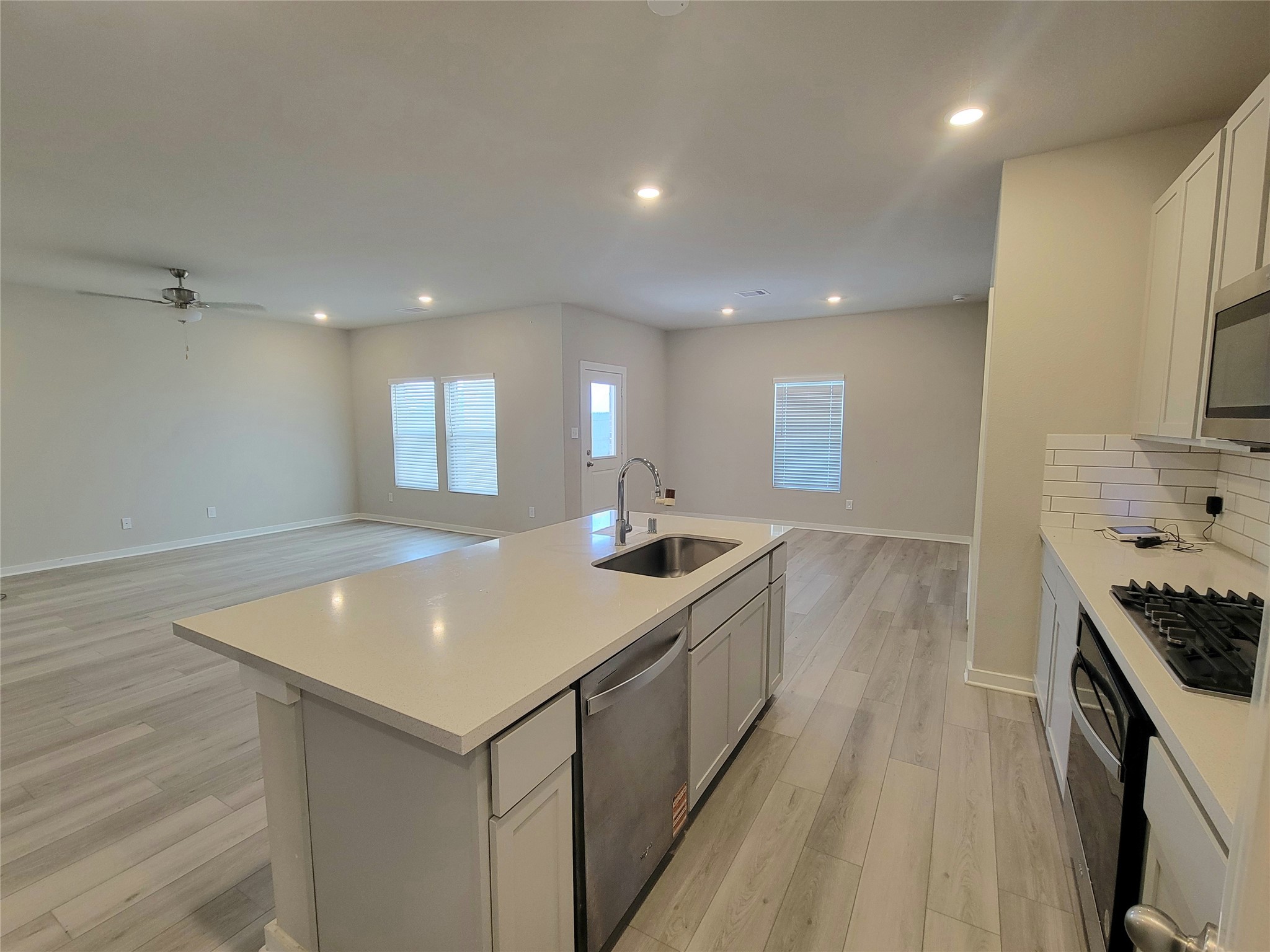 6714 Arabella Lakes Drive Property Photo 11