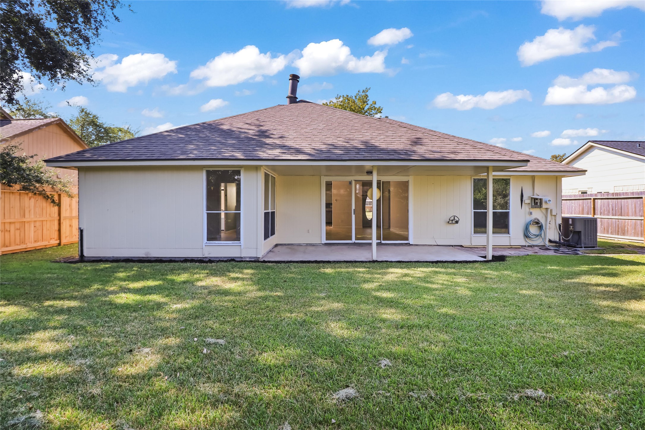 2807 Custer Drive Property Photo 15