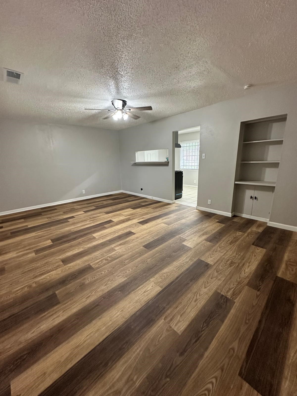 3731 Alberta Street Property Photo 4