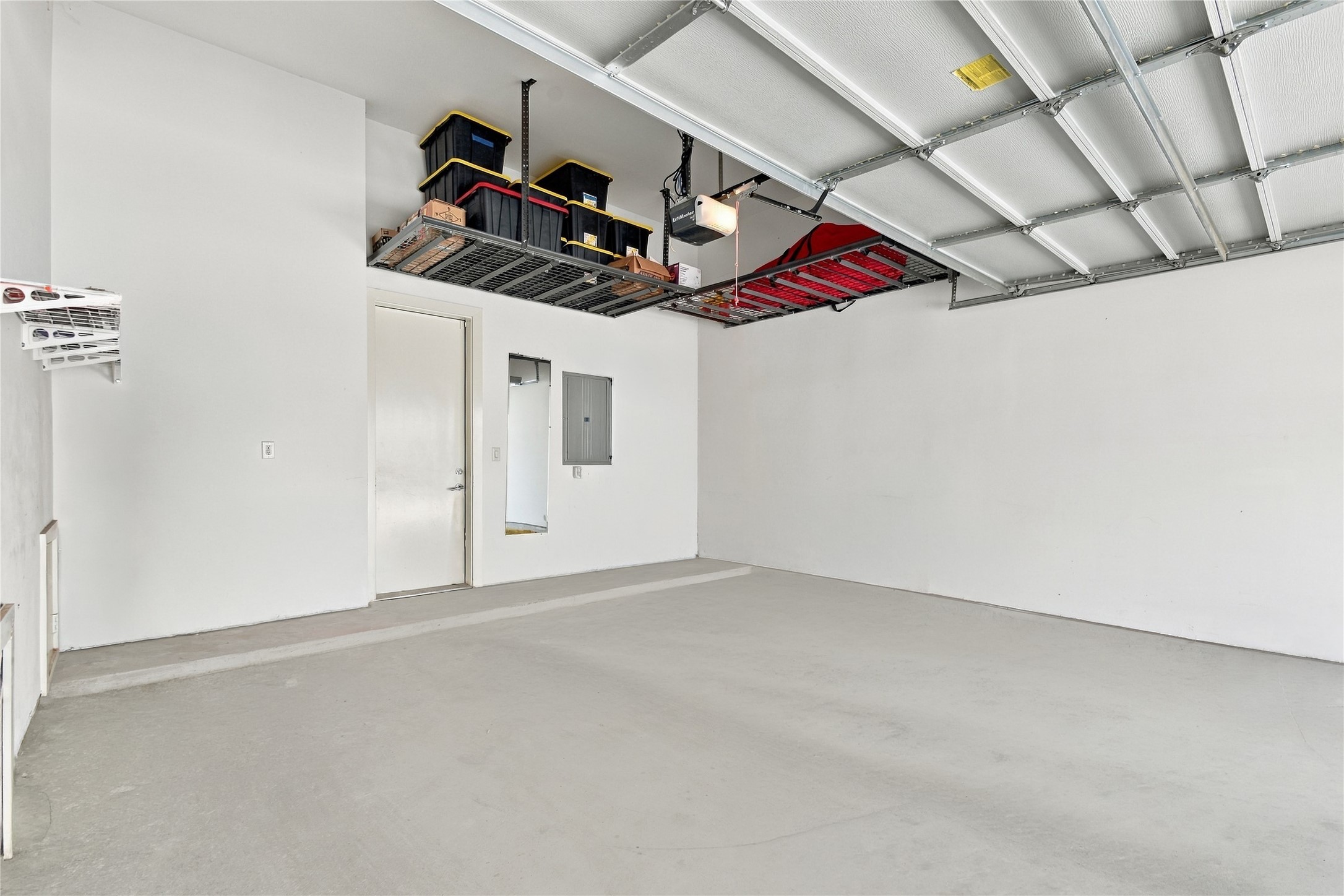 1156 W 19th Street Property Photo 31