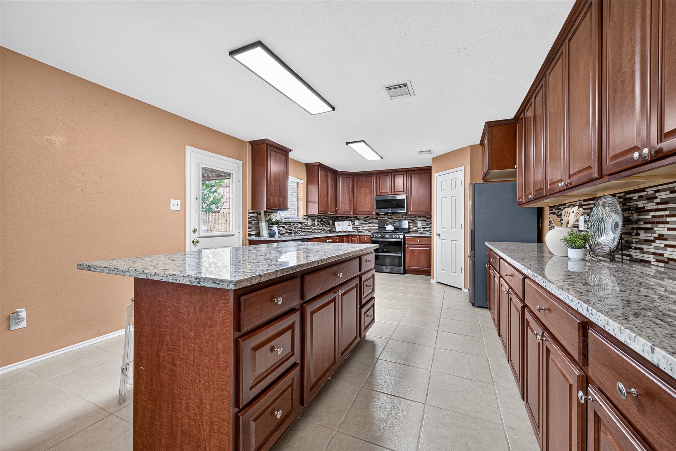 6822 Baron Gate Court Property Photo 17