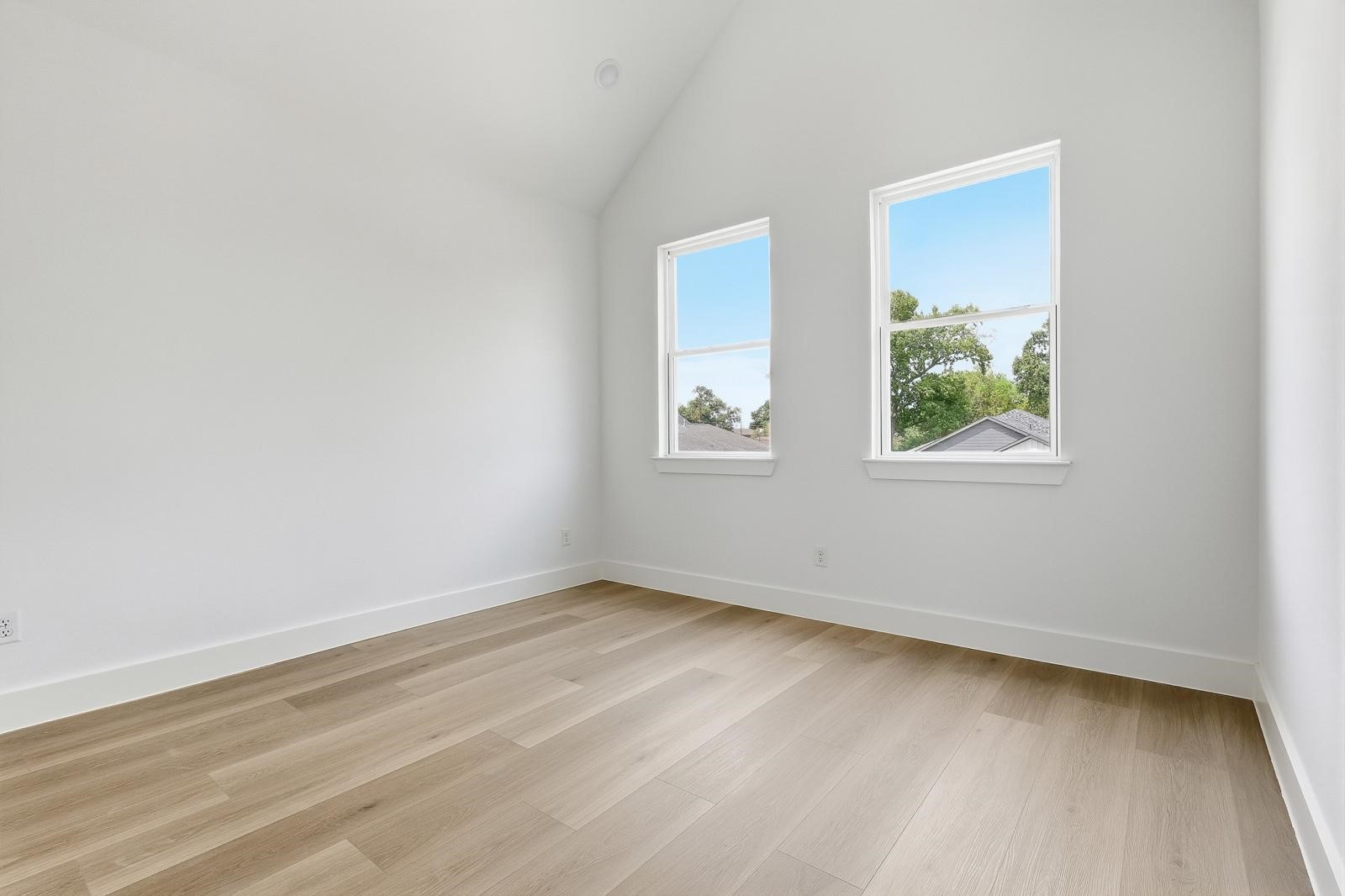 1029 Junell Street Property Photo 17