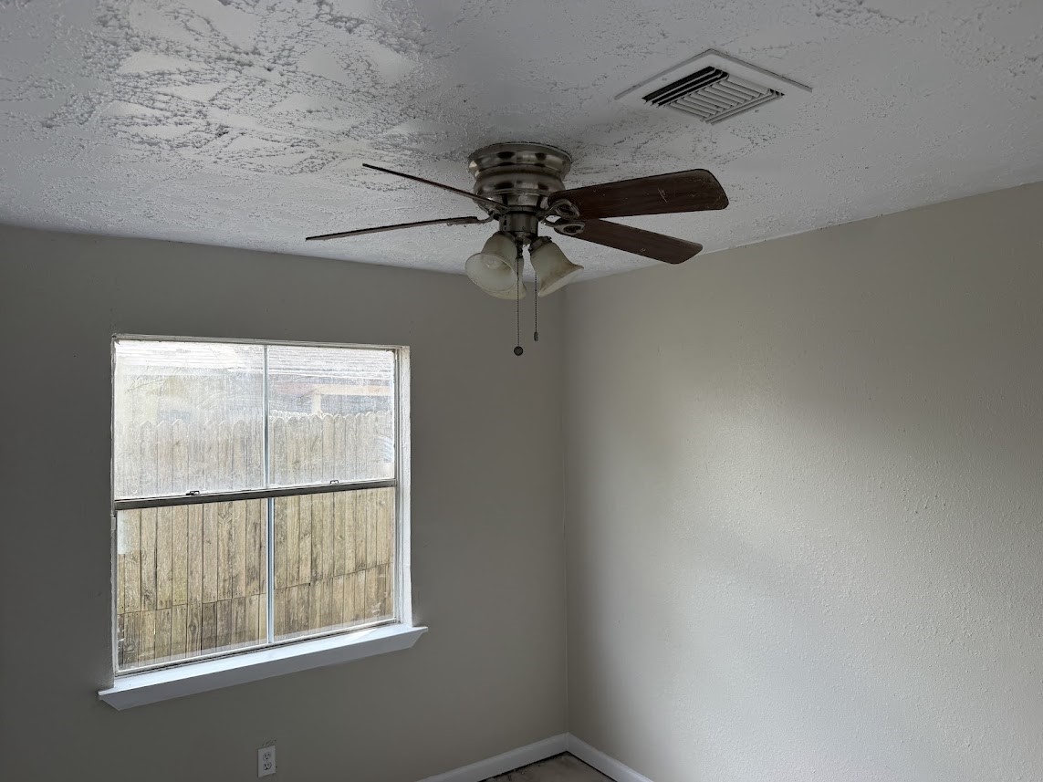 16528 Monte Carlo Lane Property Photo 9