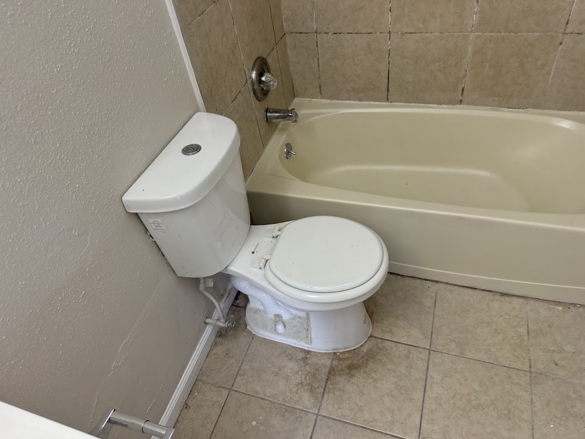 16528 Monte Carlo Lane Property Photo 10