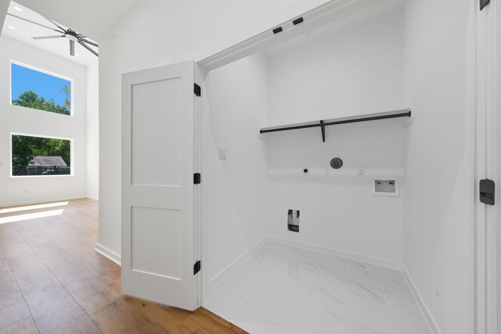 5029 Van Fleet Street A Property Photo 17