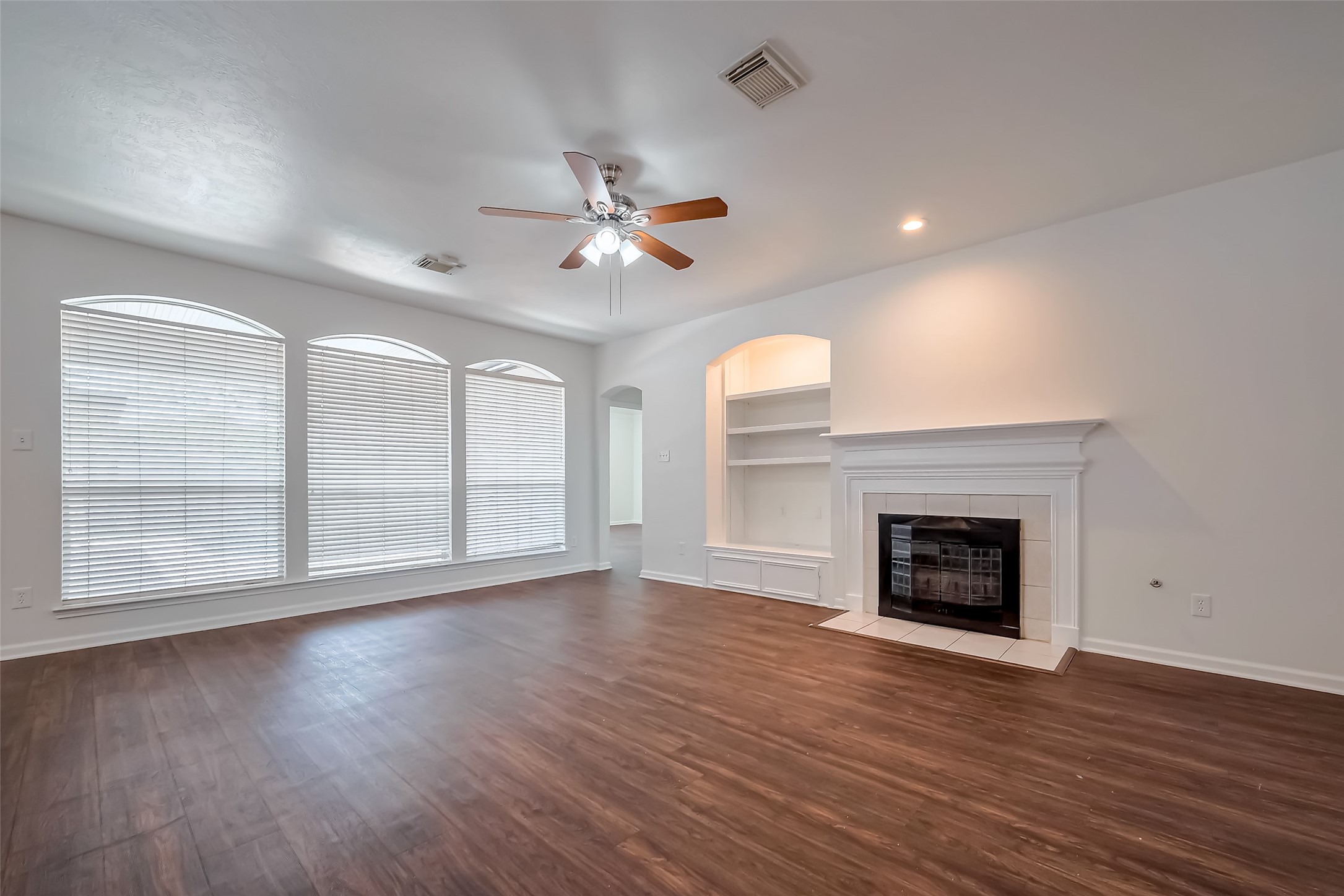 16939 Sandestine Drive Property Photo 13