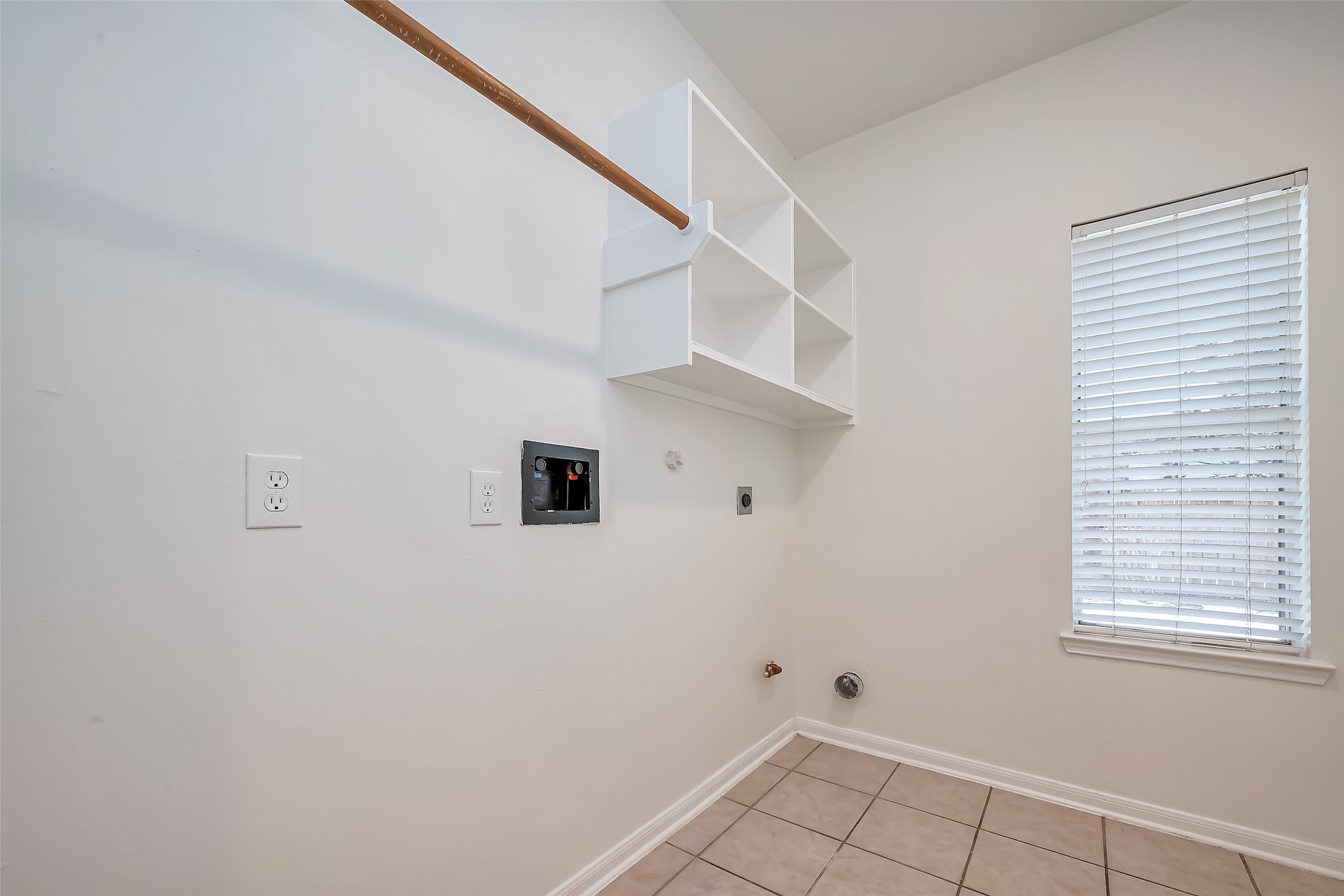 16939 Sandestine Drive Property Photo 23