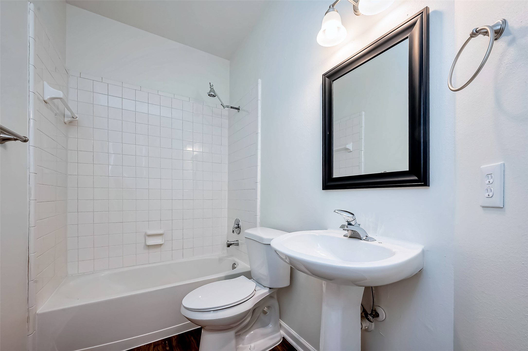16939 Sandestine Drive Property Photo 24