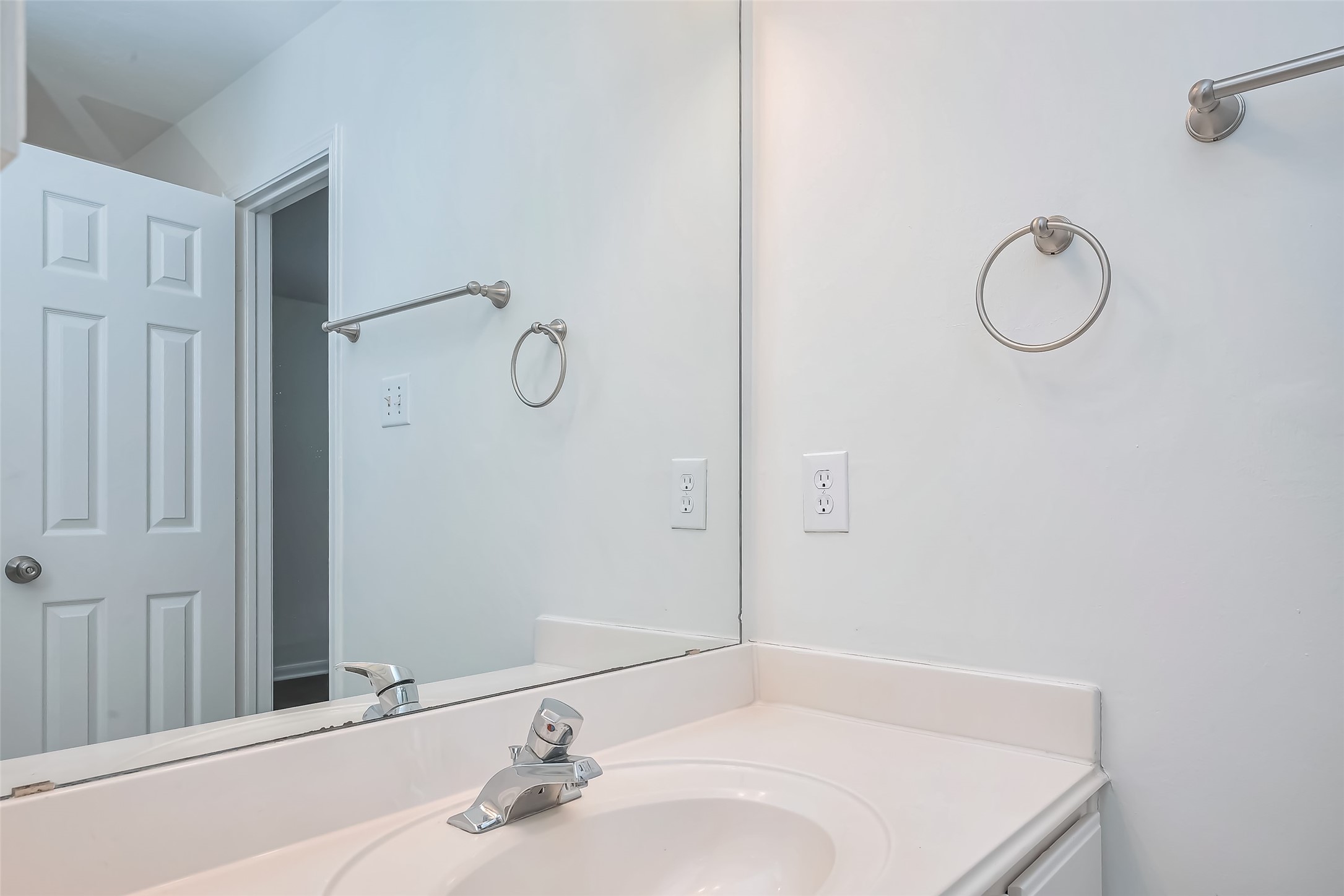 16939 Sandestine Drive Property Photo 30