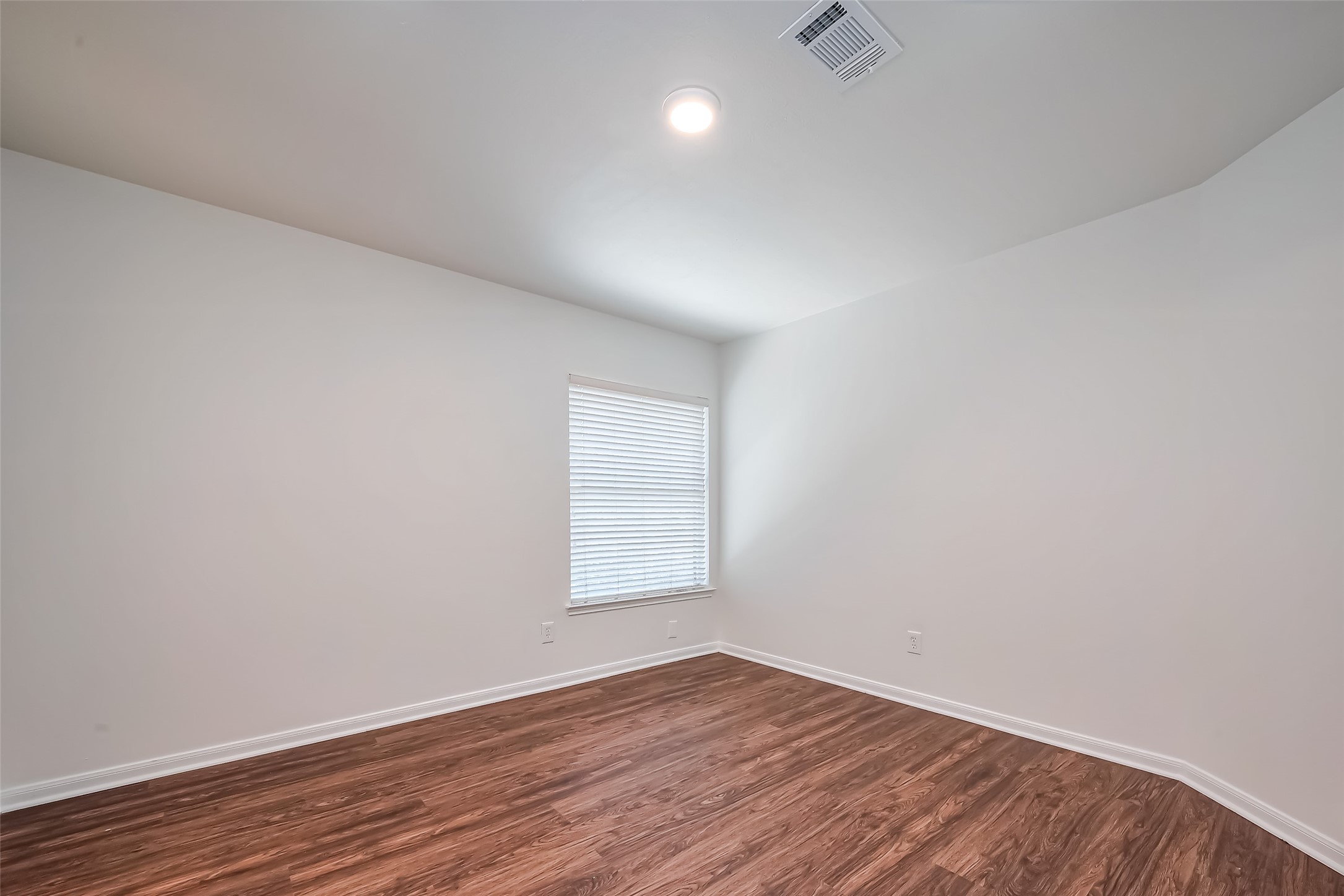 16939 Sandestine Drive Property Photo 33